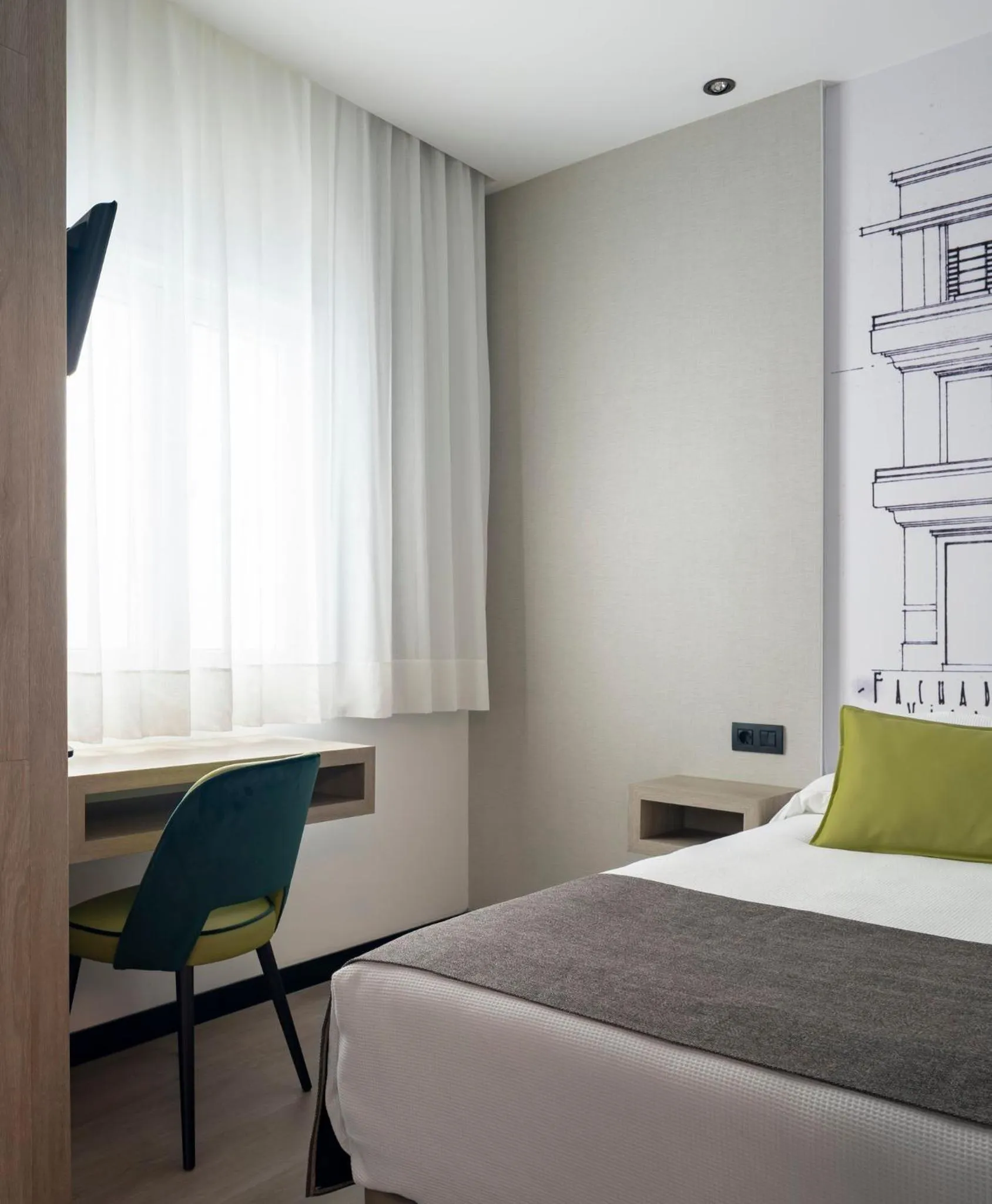 Photo of the whole room, Bed in Sercotel Hotel Parque