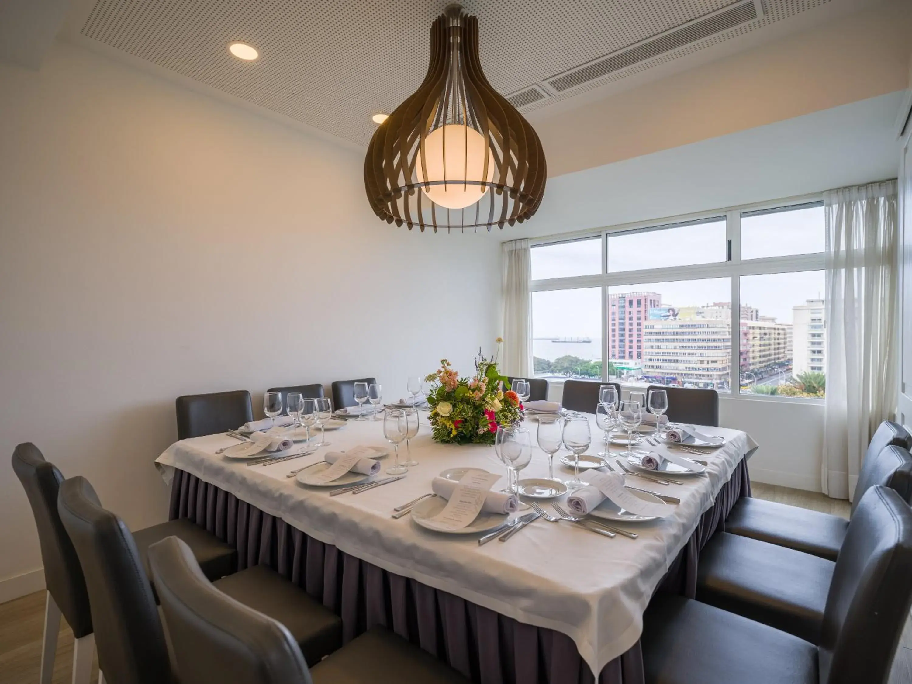 Restaurant/places to eat in Sercotel Hotel Parque Restaurant/places to eat in Sercotel Hotel Parque