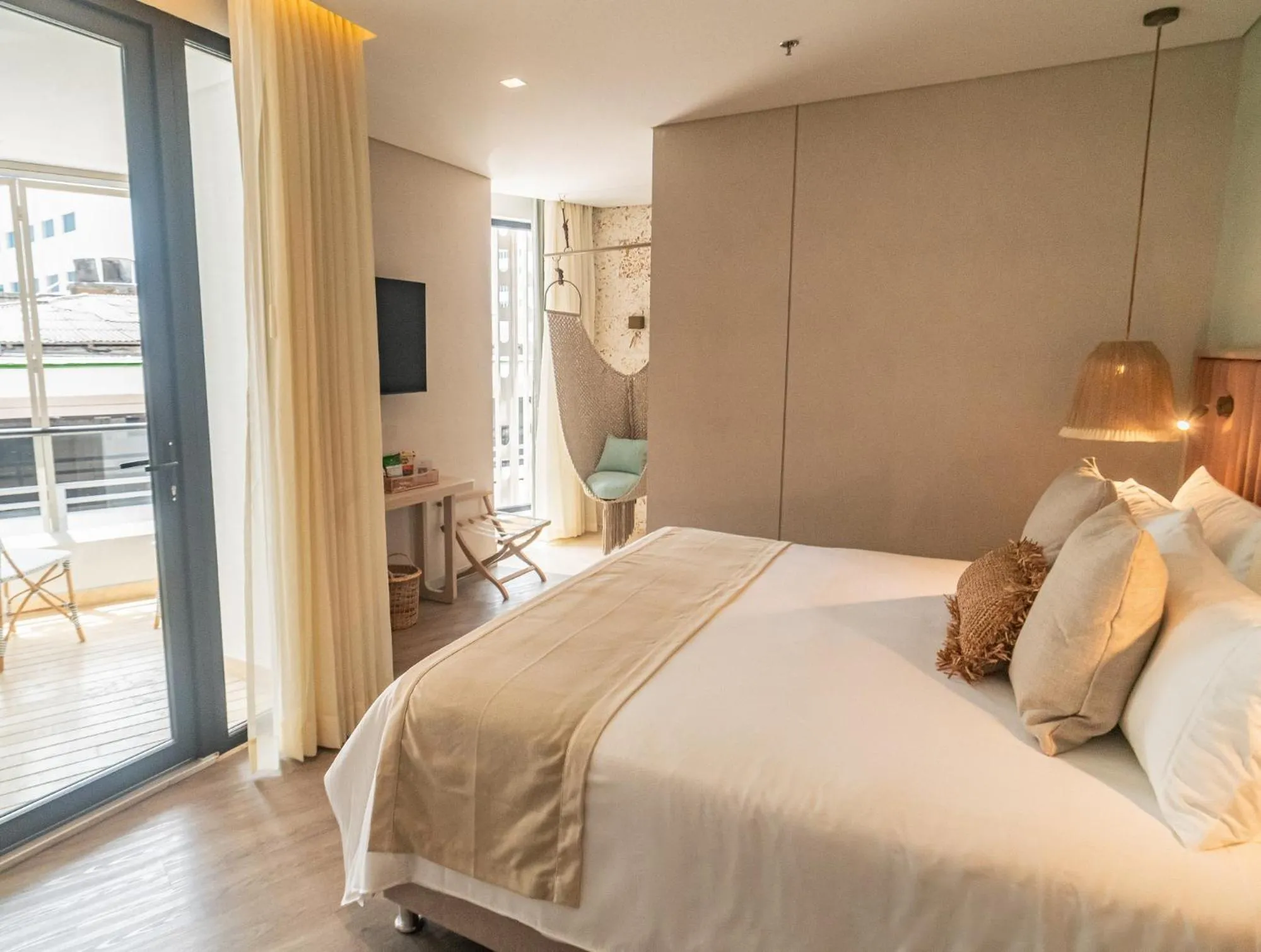 Bed in Nattivo Collection Hotel