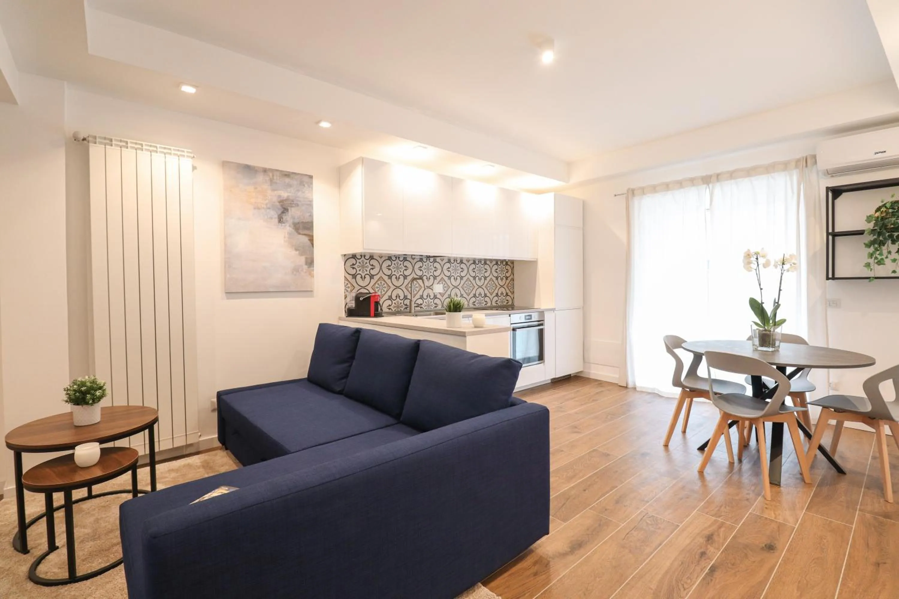 Ziani 5 Rome Vatican Apartment