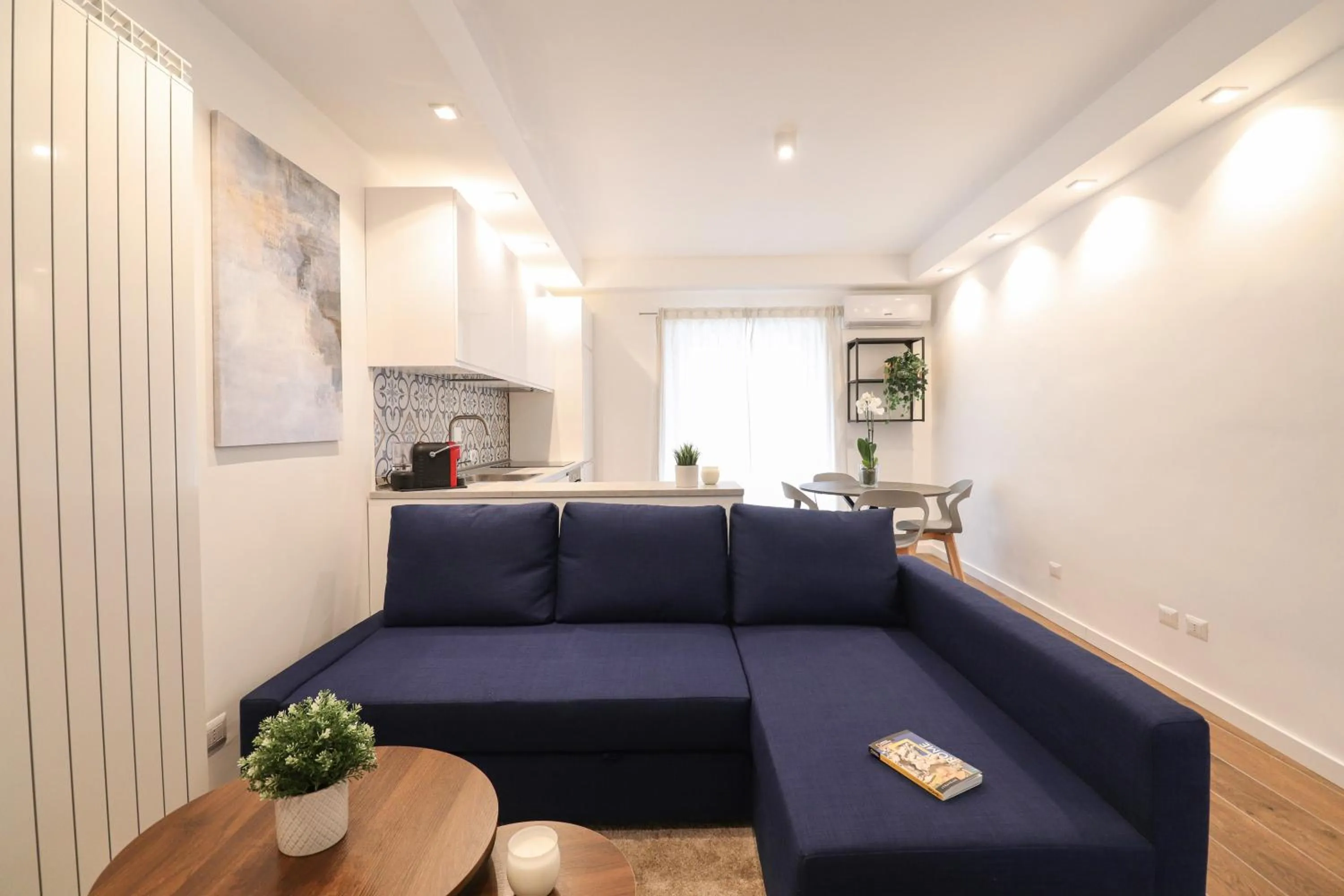 Ziani 5 Rome Vatican Apartment