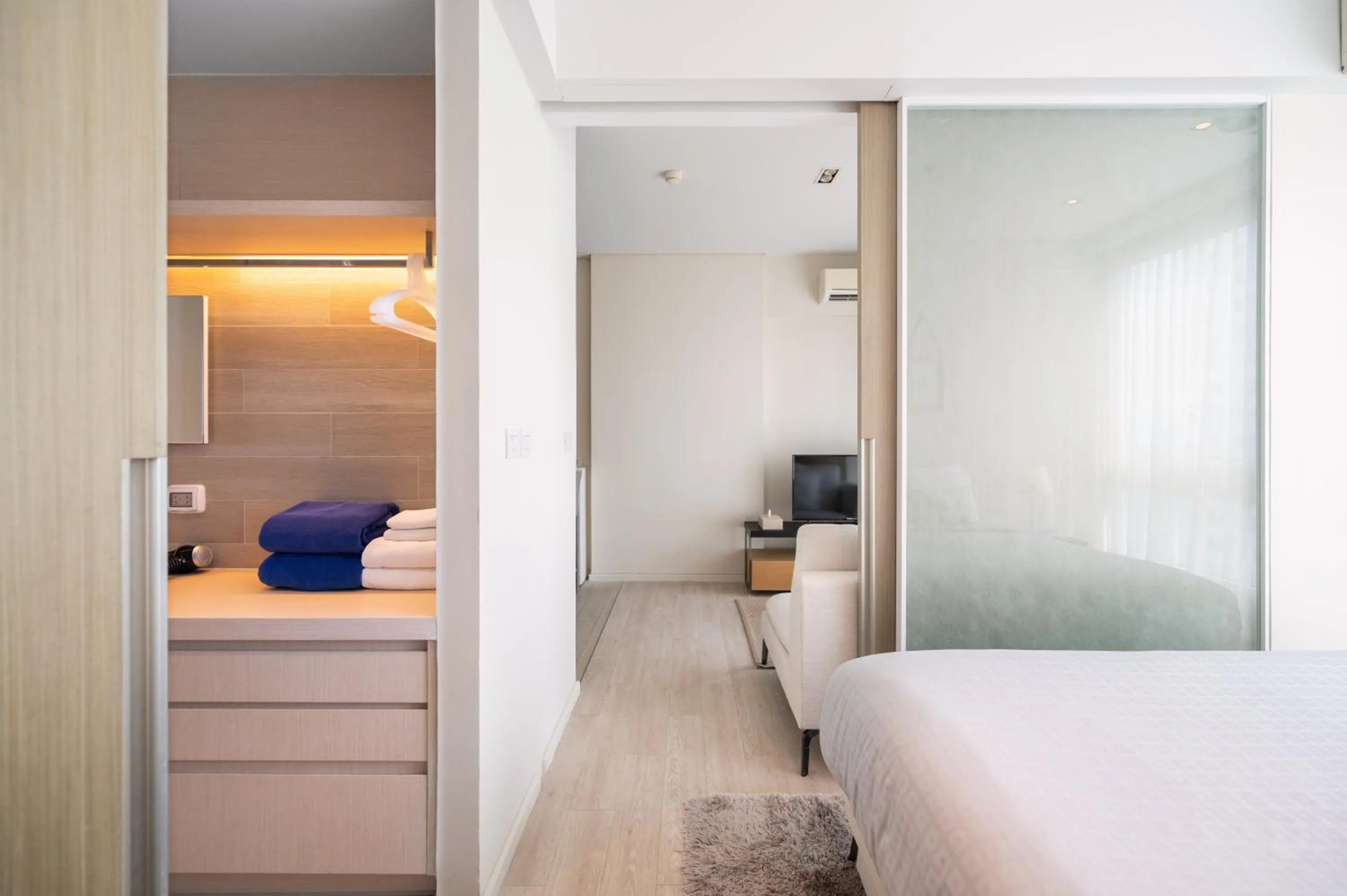 Bed in 2BR Family Condo - Veranda Pattaya - Beachfront