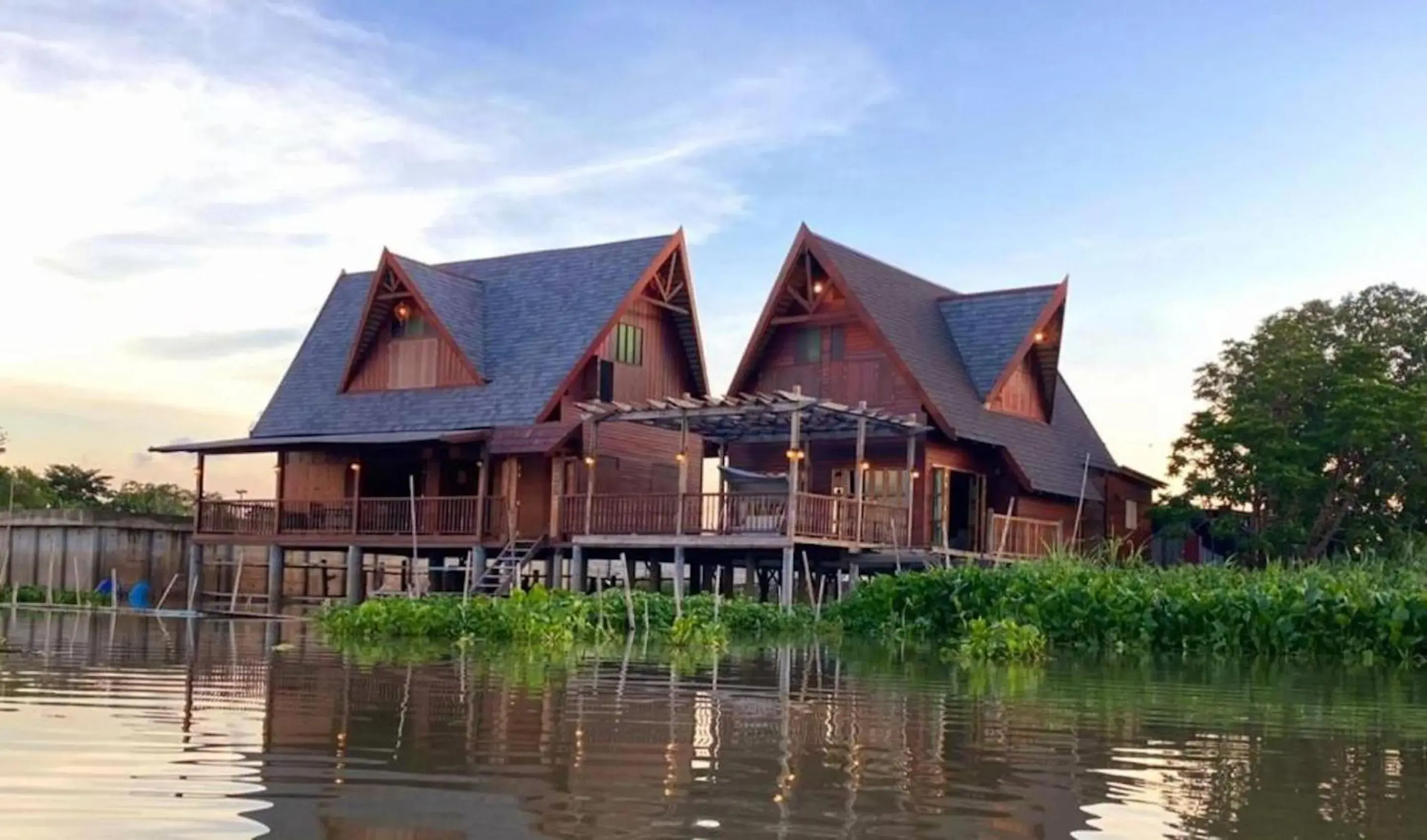 Property building in RuenKijja Property building in RuenKijja