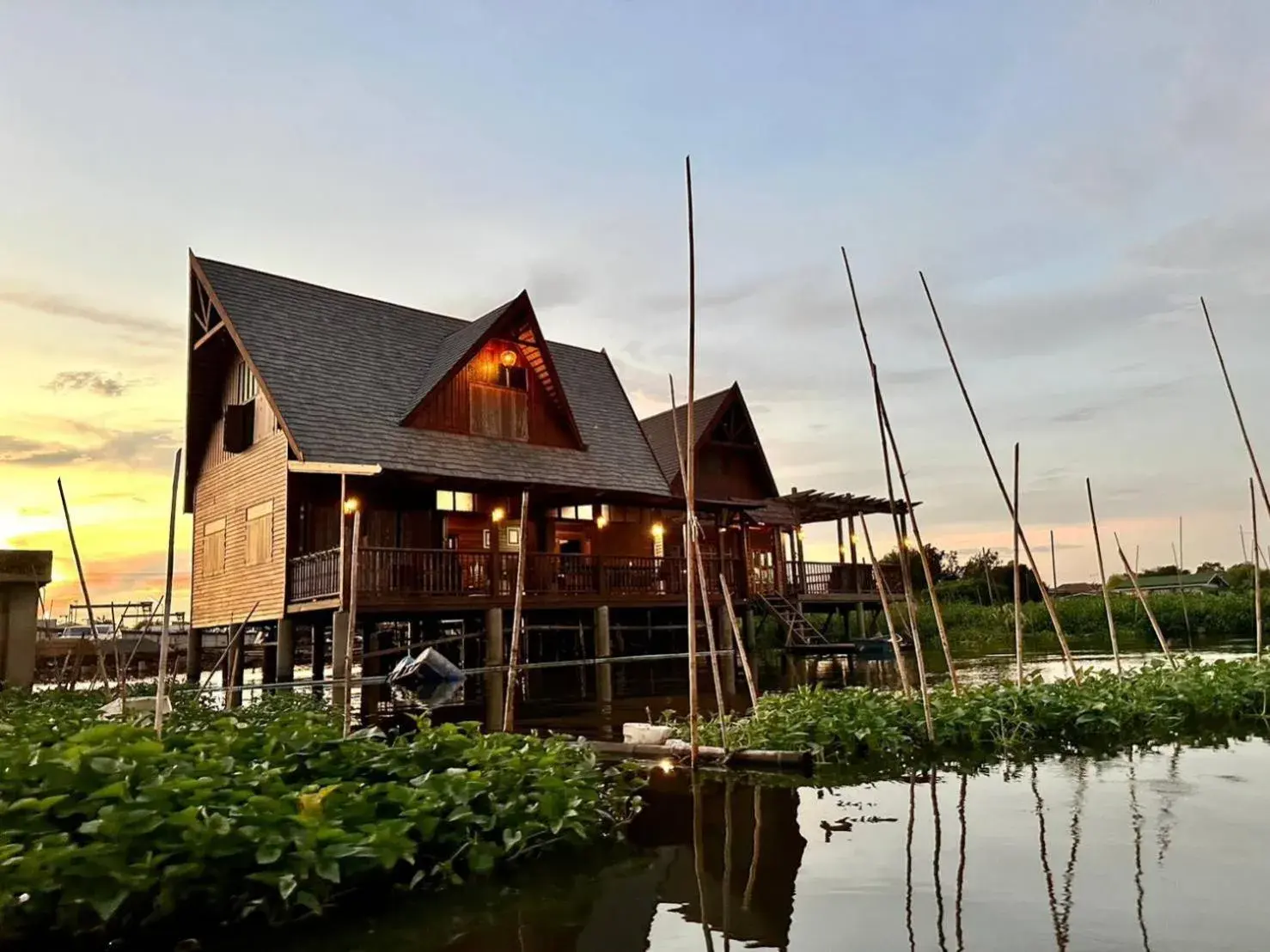 Property building in RuenKijja Property building in RuenKijja