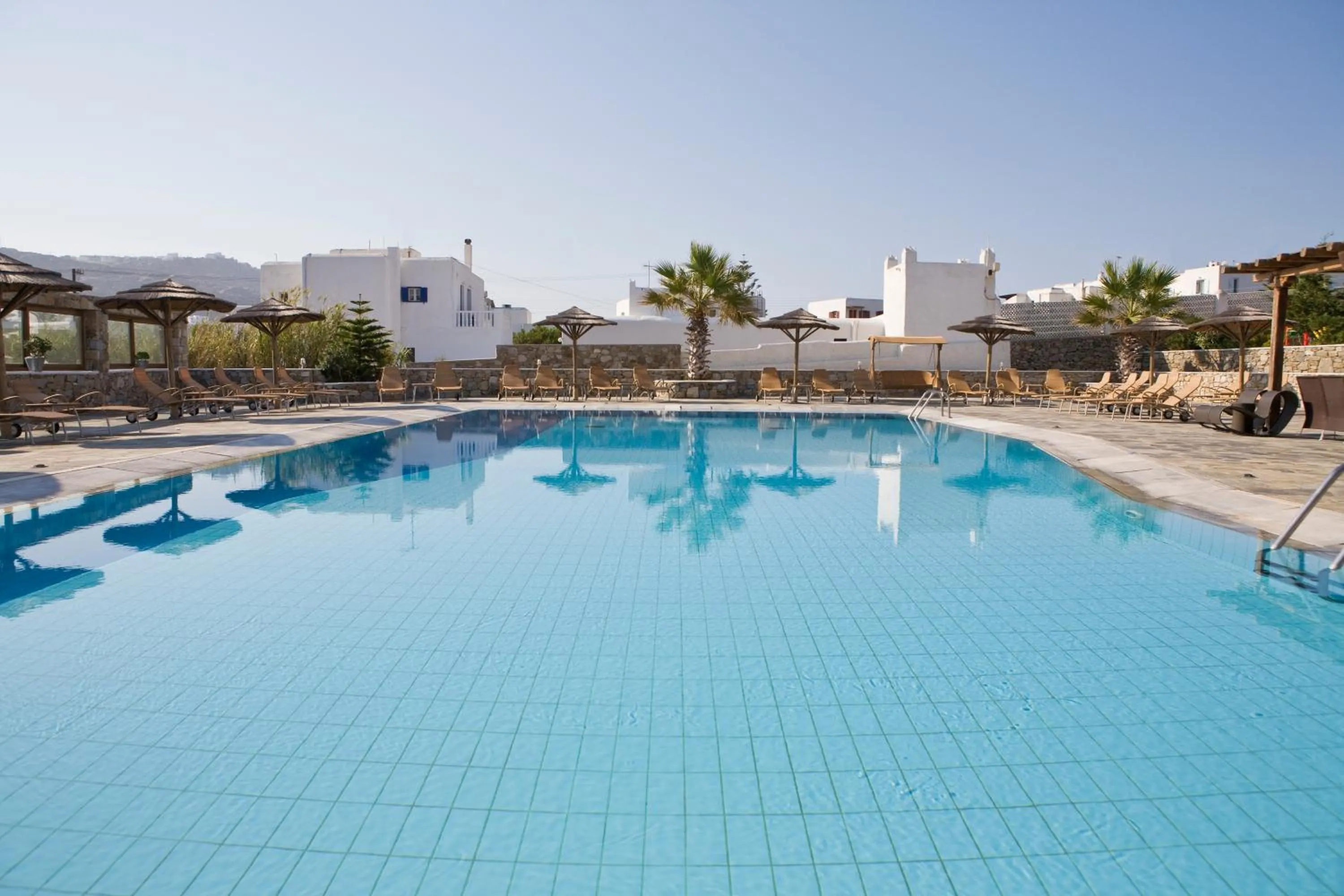 Swimming pool in Yiannaki Hotel