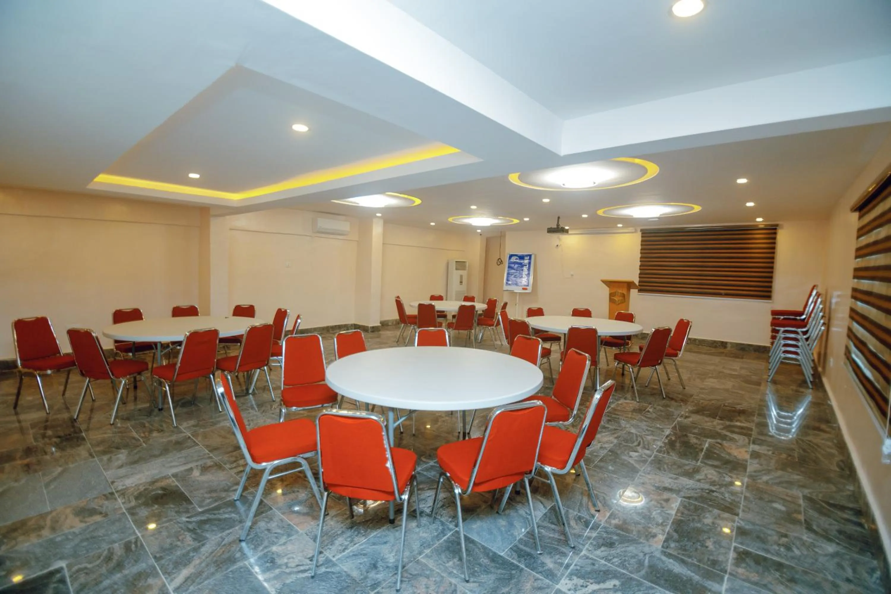 Banquet/Function facilities in Presken Residence
