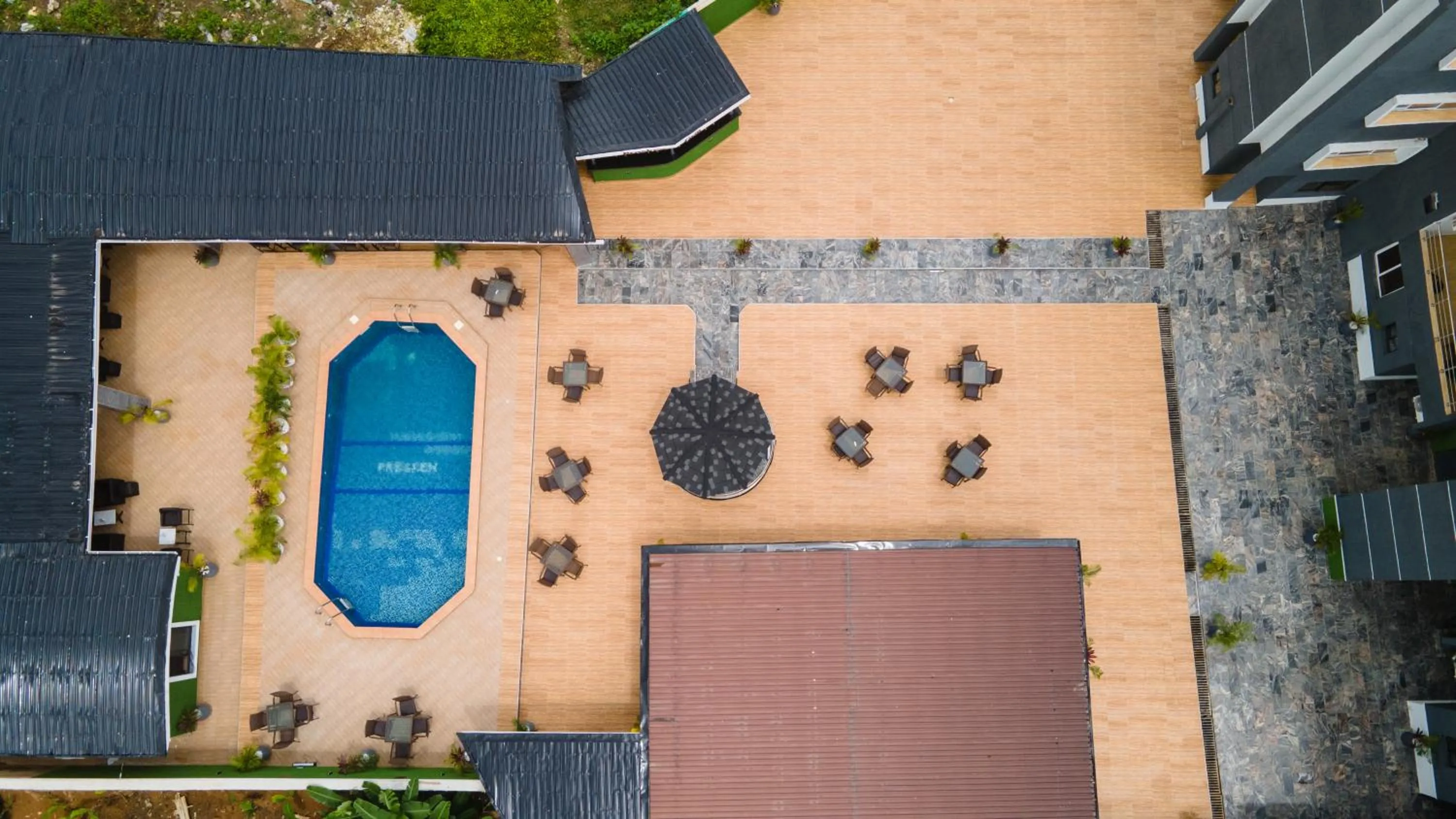 Day in Presken Residence