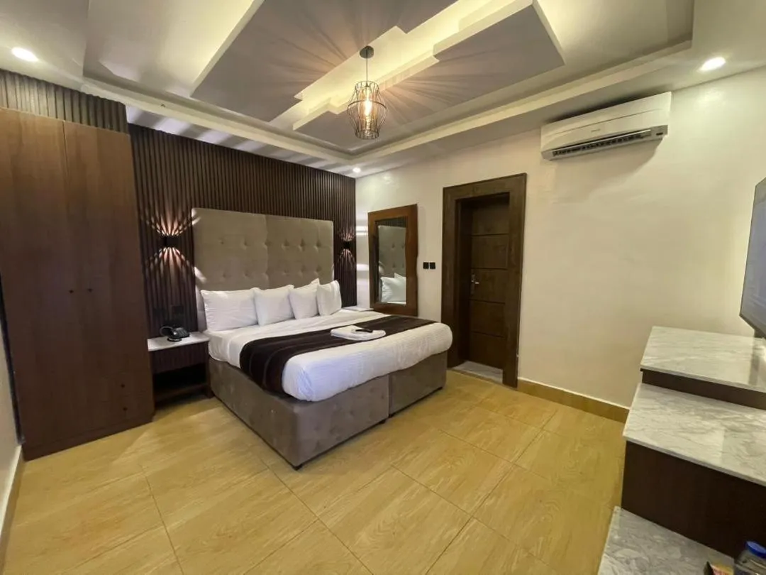 Bed in Presken Residence