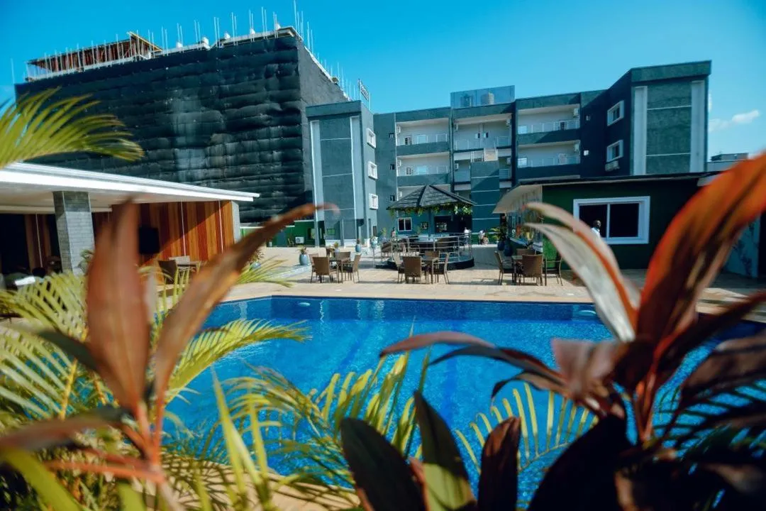 Property building in Presken Residence