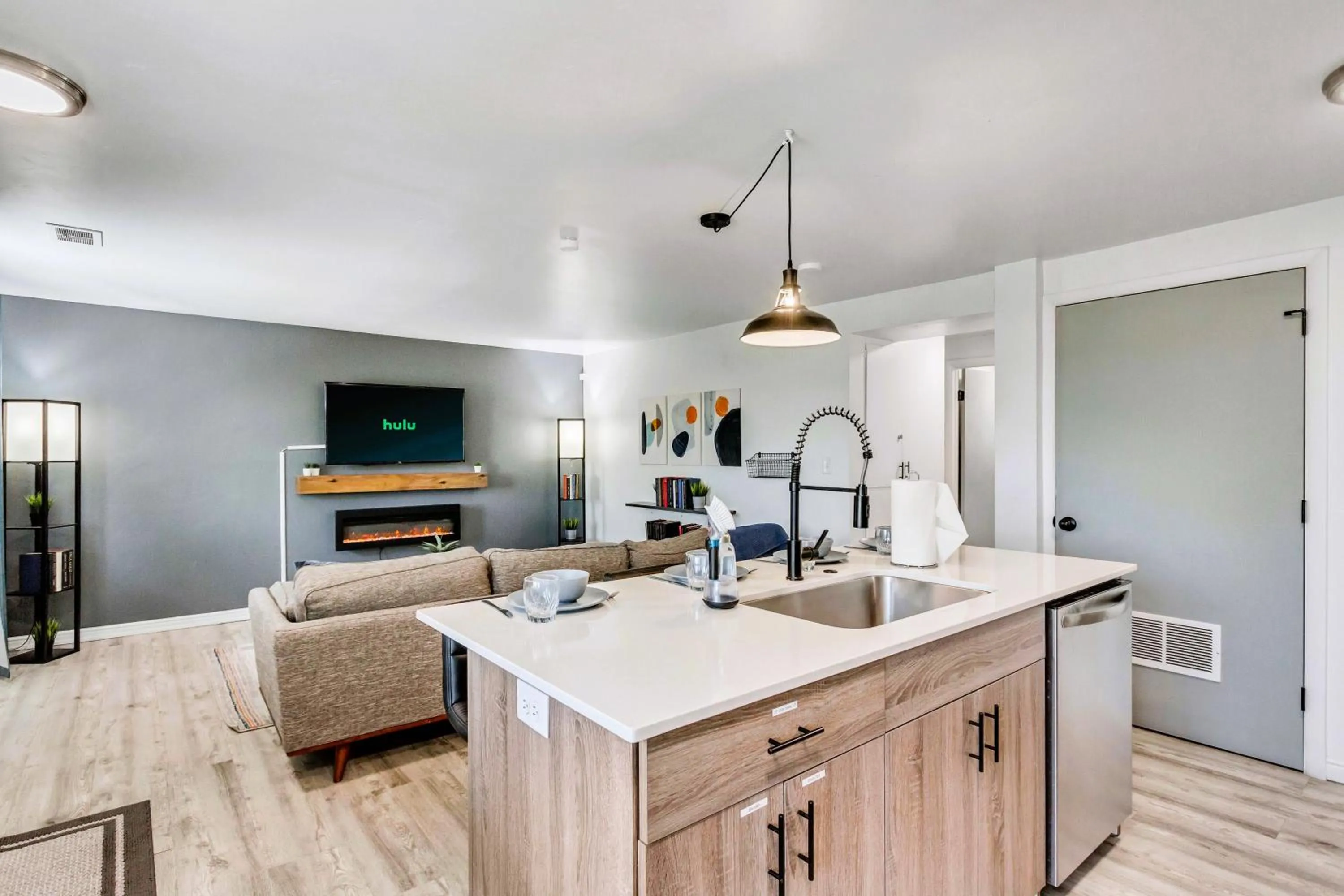 Living room in Marmalade by Cloud Dream Homes