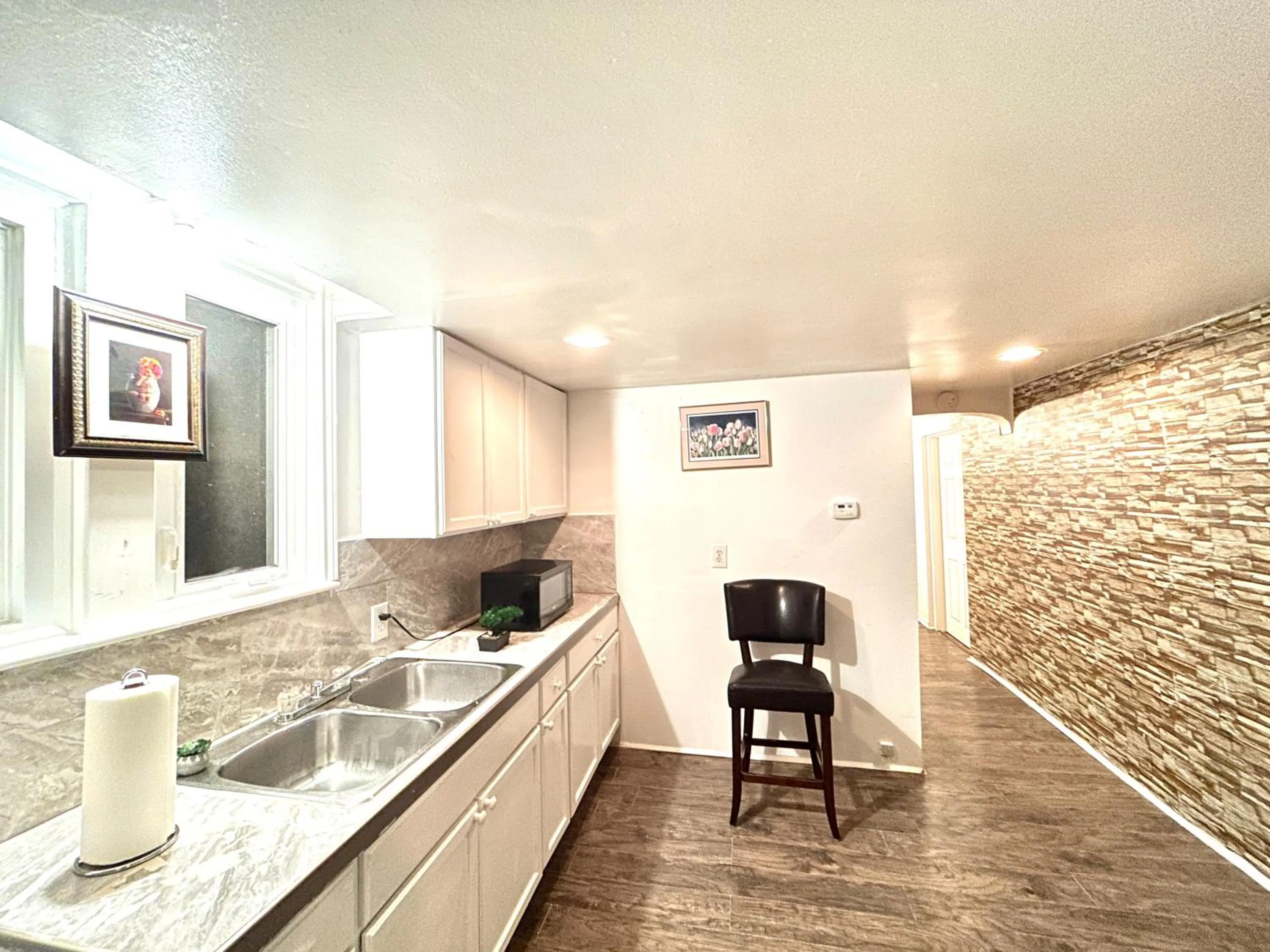 Kitchen or kitchenette in Albert Housing