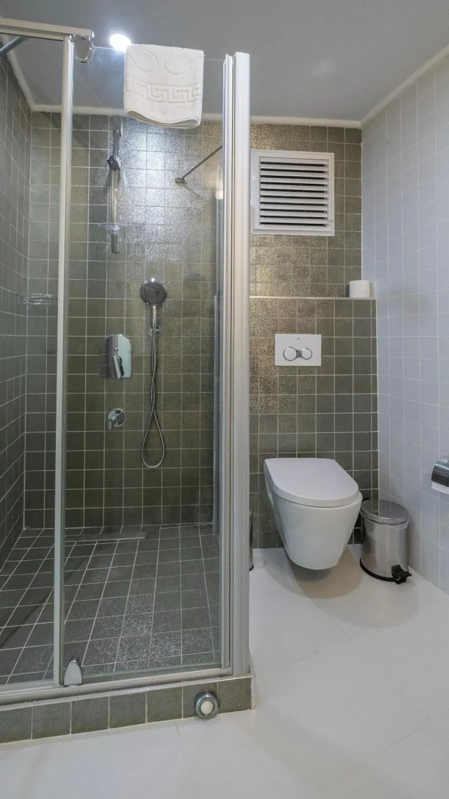 Shower in Sirius Town Residence and Spa