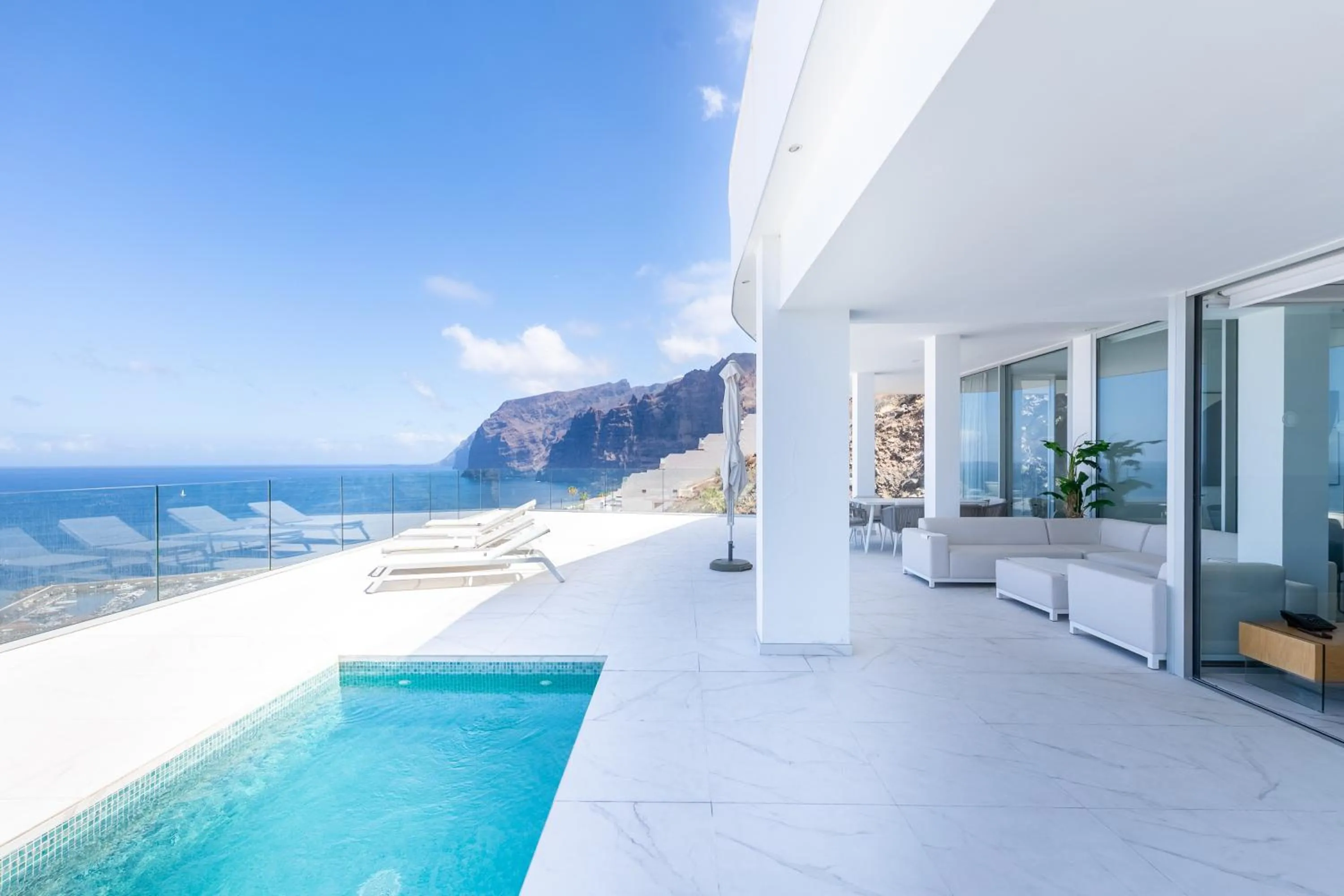Crystal I Luxury Apartments by Hermosa Rentals
