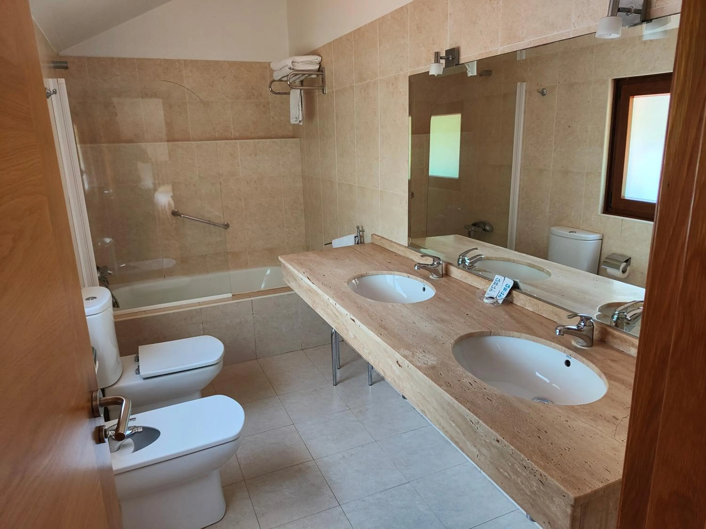 Double Room with Private Bathroom in Casa Grande da Capellania