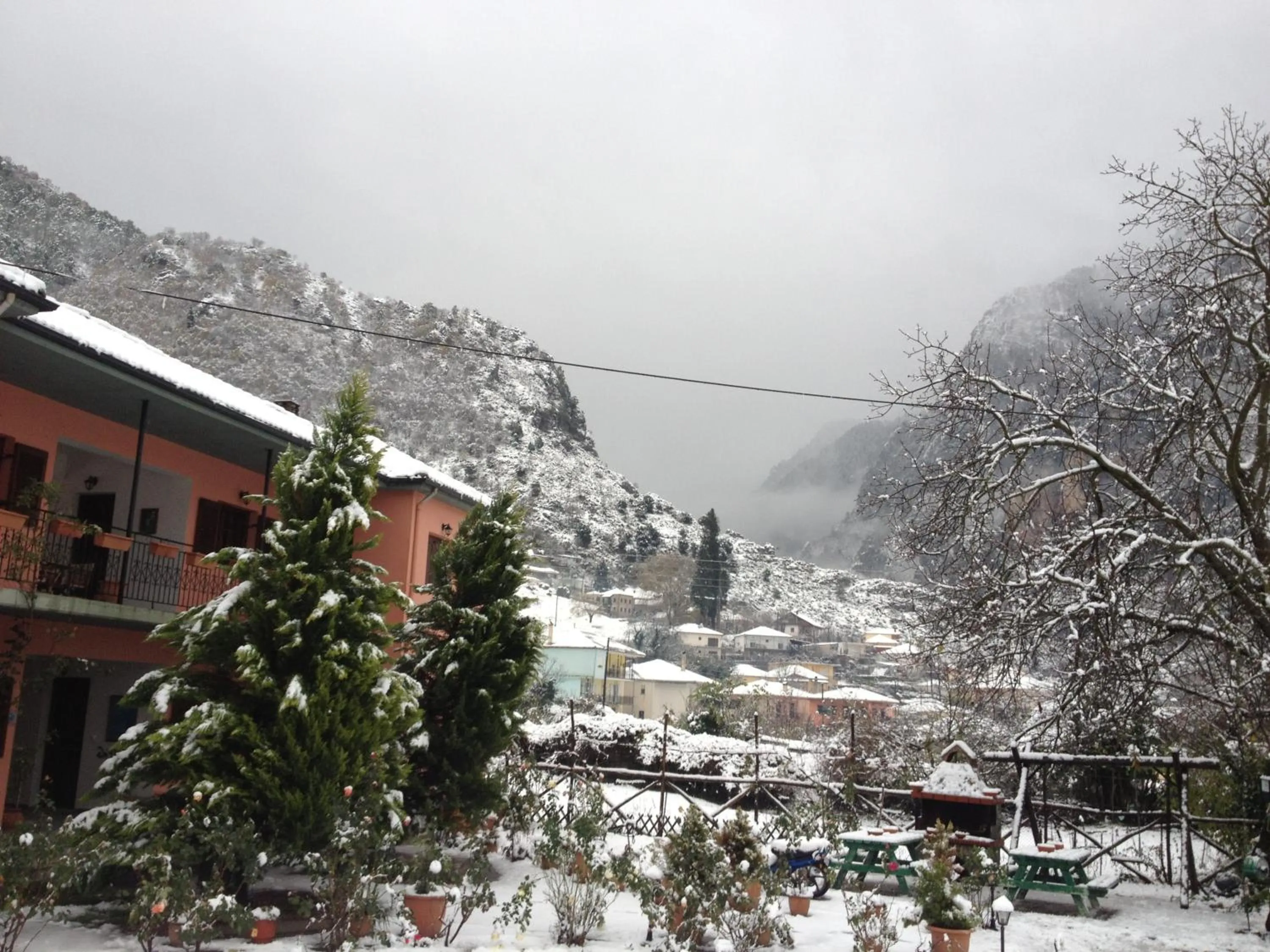 Facade/entrance in Artemis Apartments