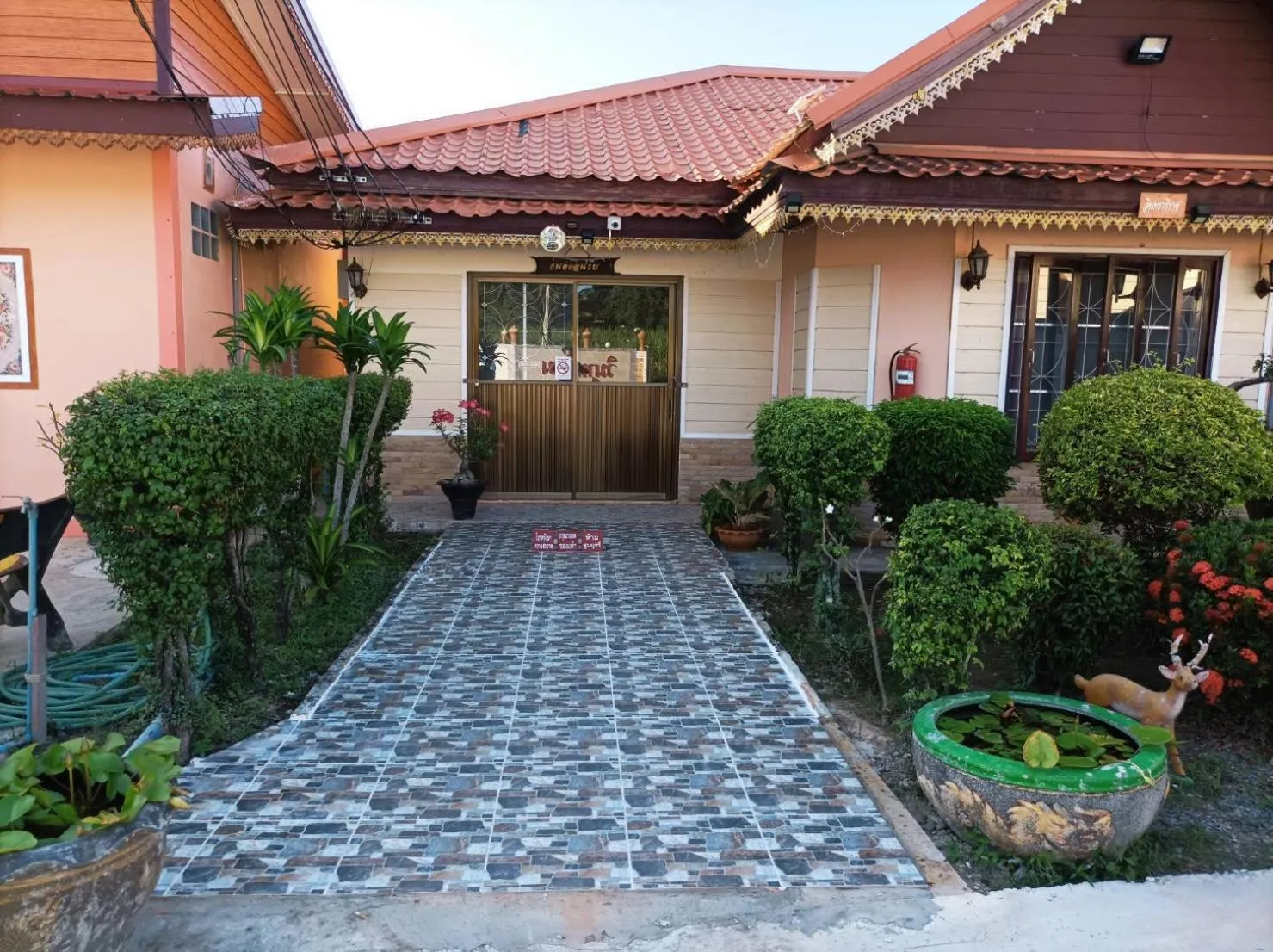 Property building in Vimanmek Resort