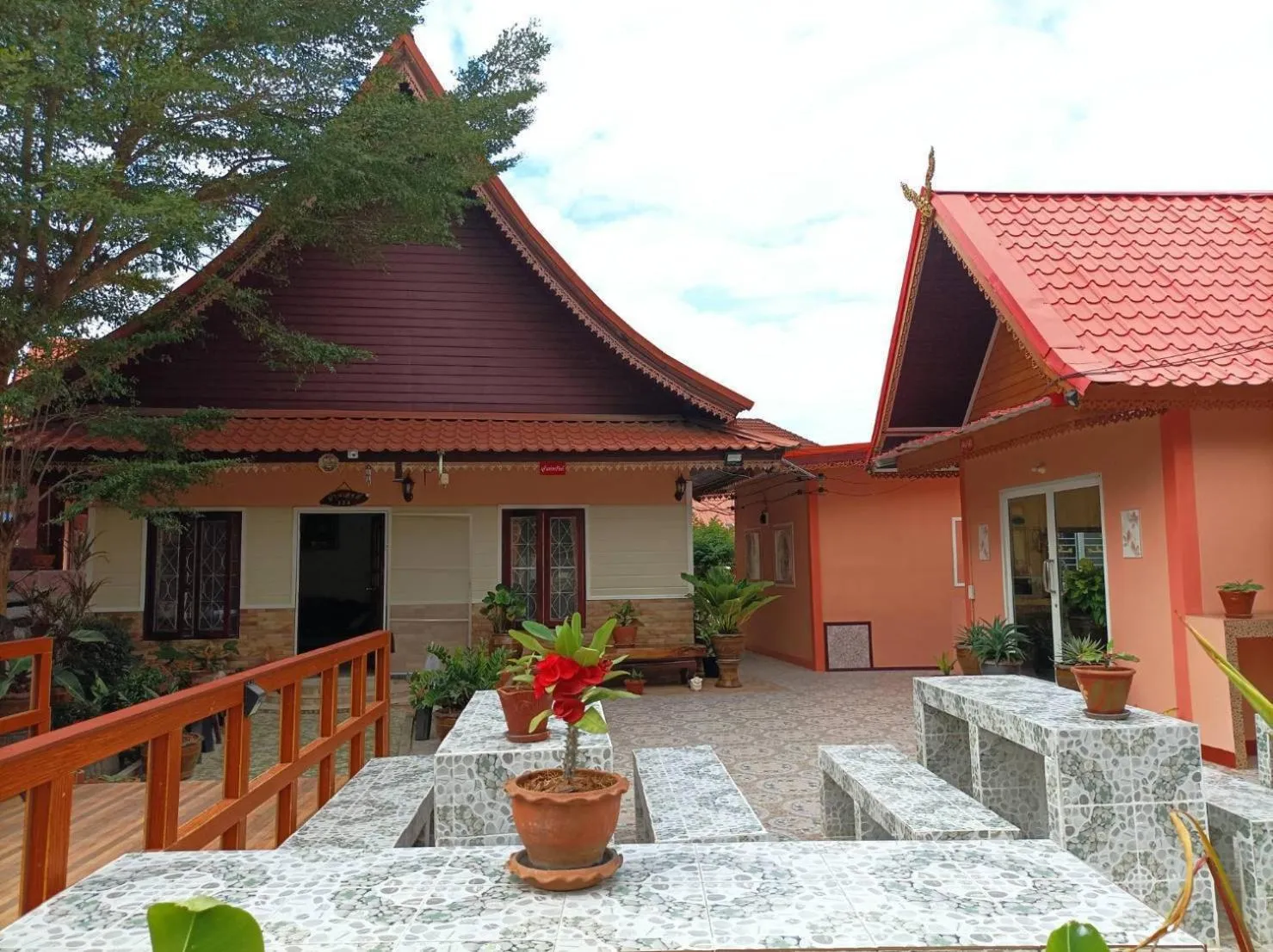 Property building in Vimanmek Resort