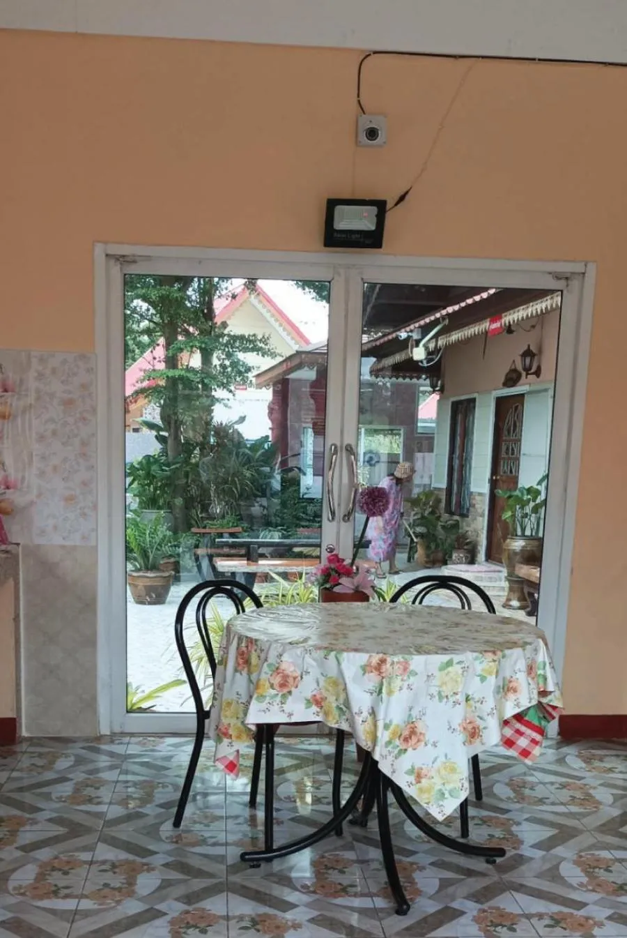 Restaurant/places to eat in Vimanmek Resort