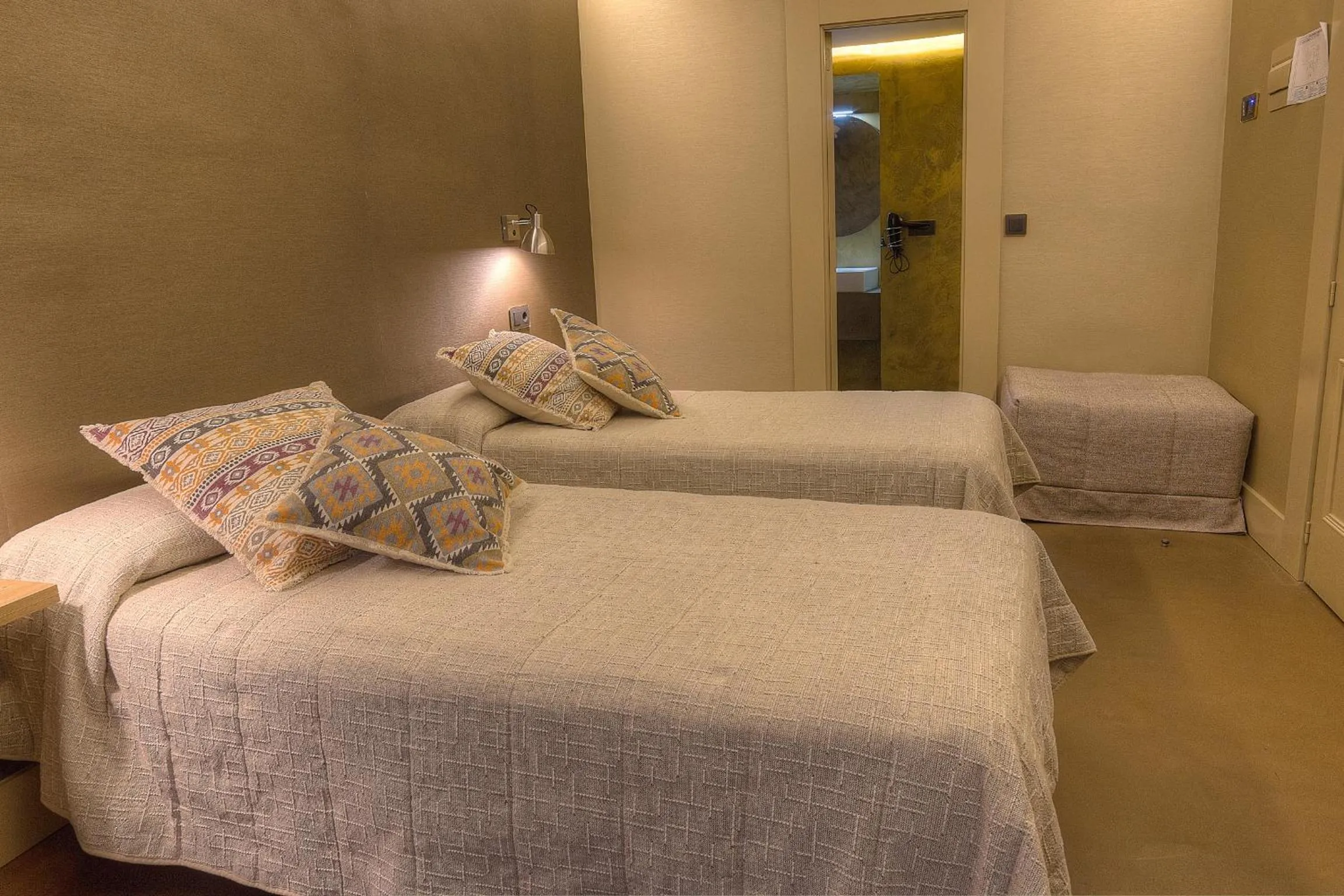 Bedroom, Bed in Los Patios