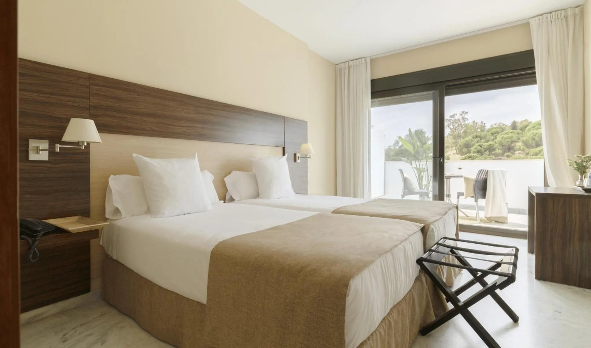 Bed in DWO Finca Los Abetos