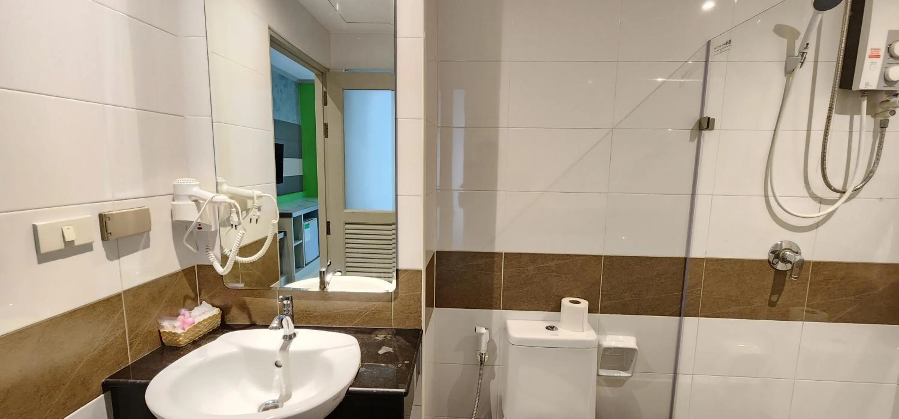 Bathroom in Issara Patong Beach
