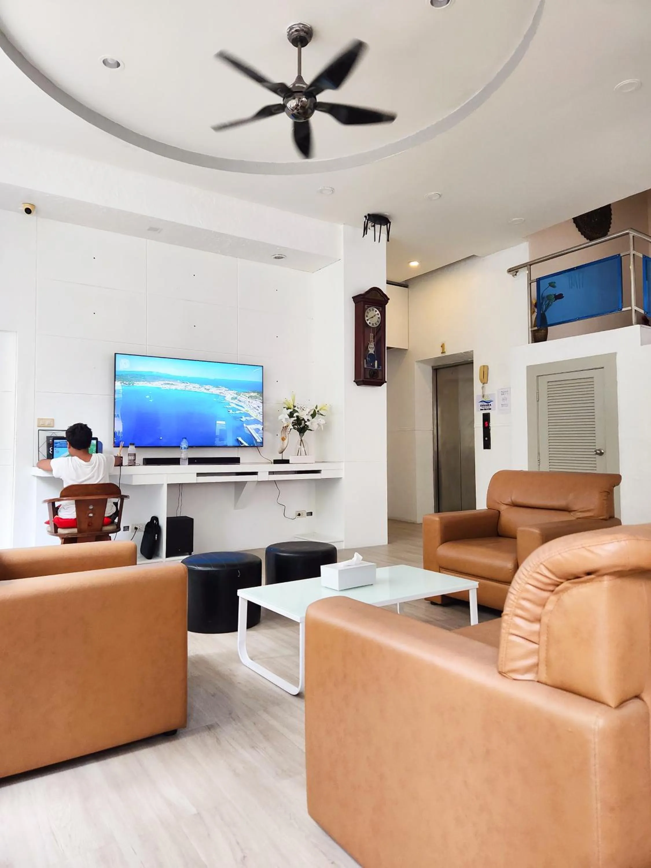 TV and multimedia in Issara Patong Beach