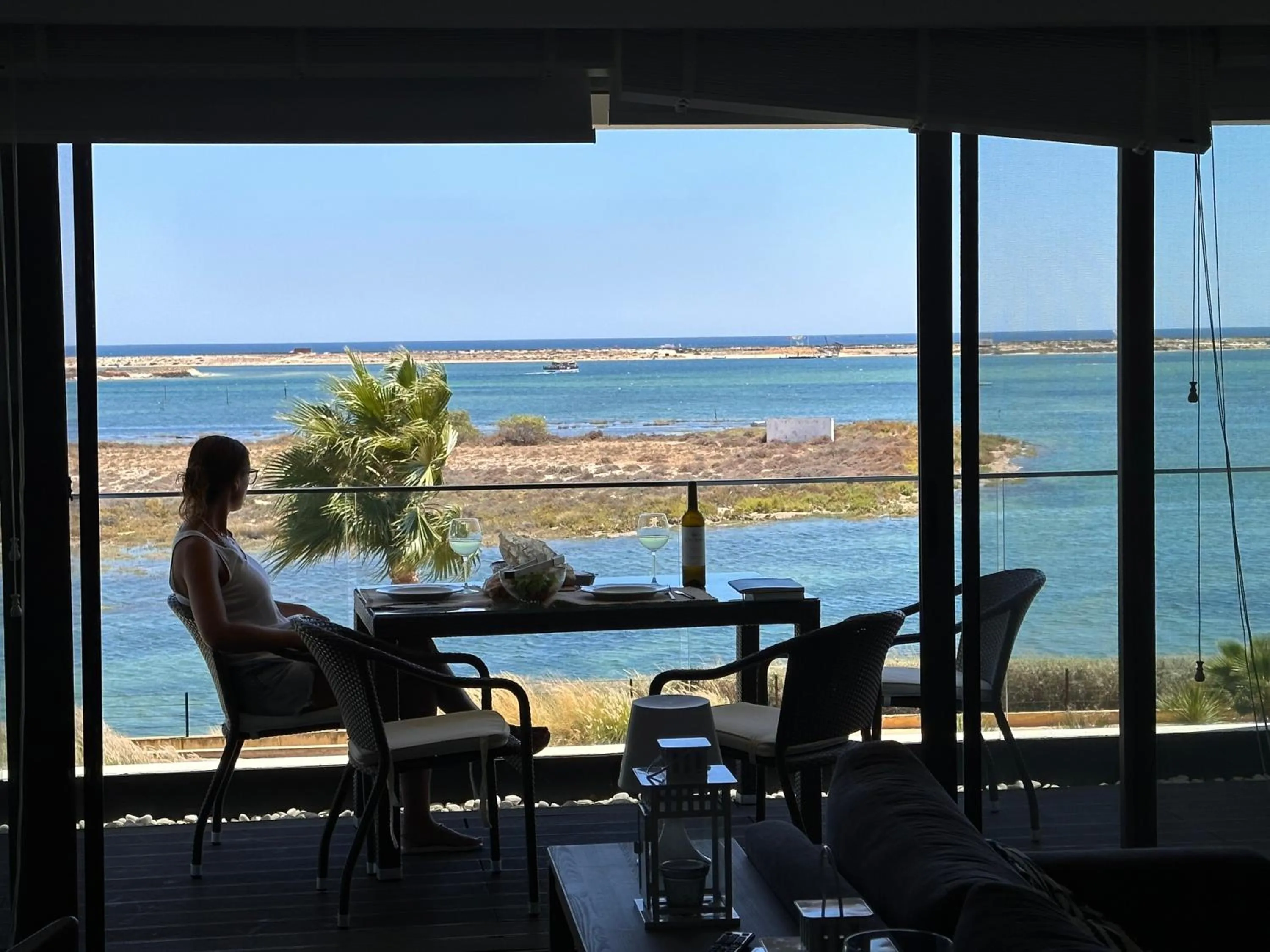 Fuzeta stylish 1 bedroom apartment - Amazing views