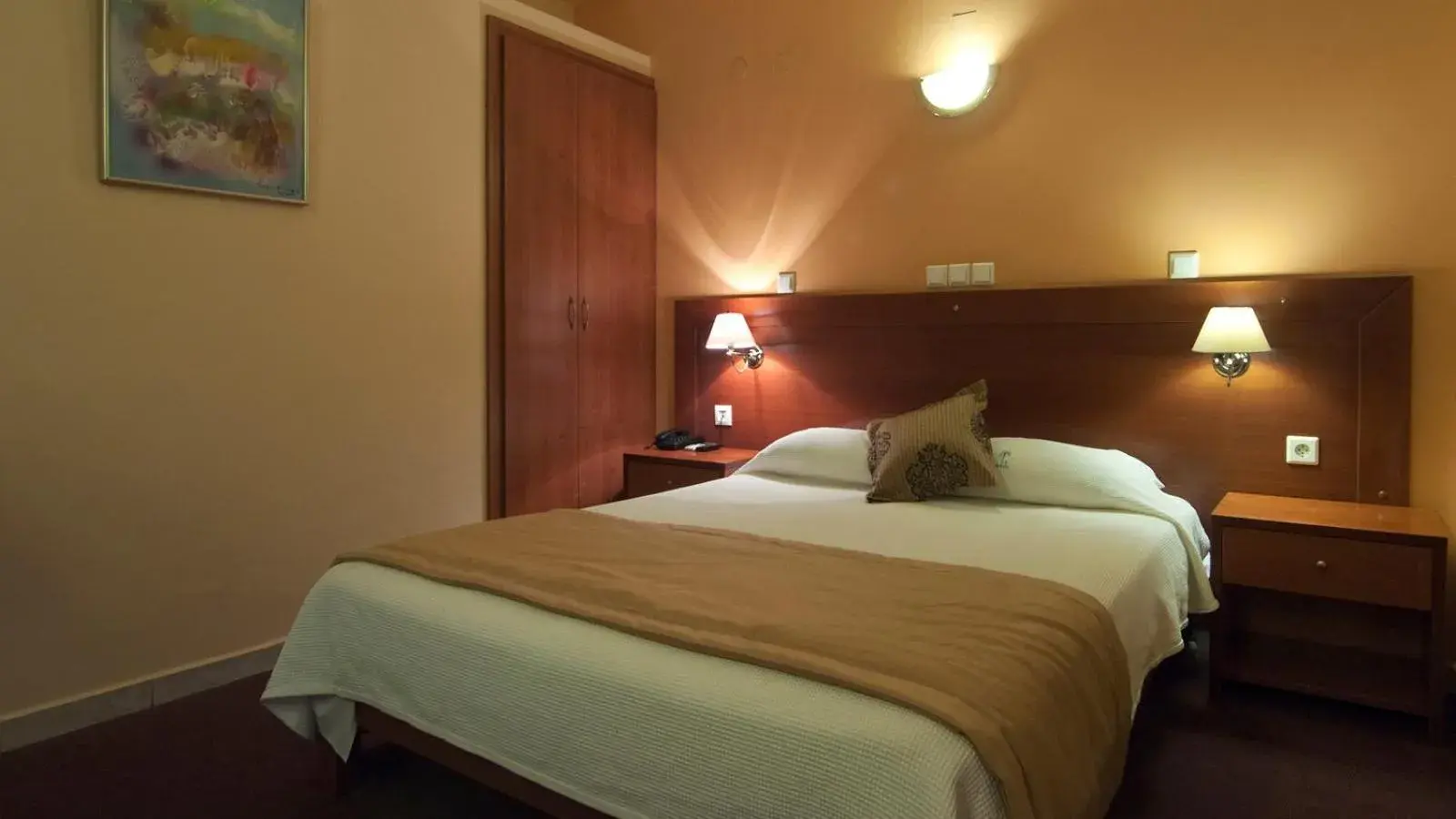 Bed in Triton Hotel Piraeus Bed in Triton Hotel Piraeus