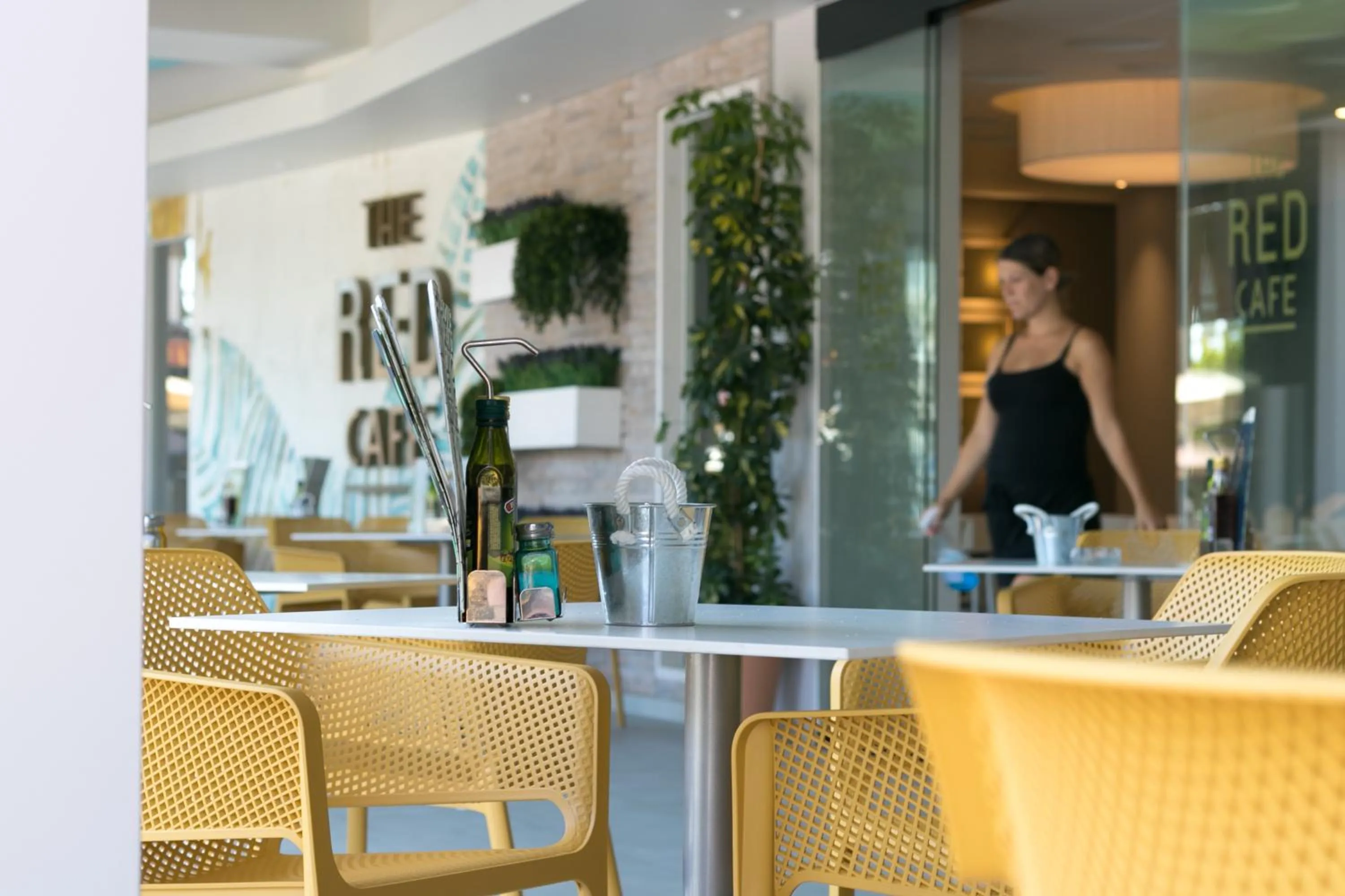 Restaurant/places to eat in The Red Hotel - Adults Only