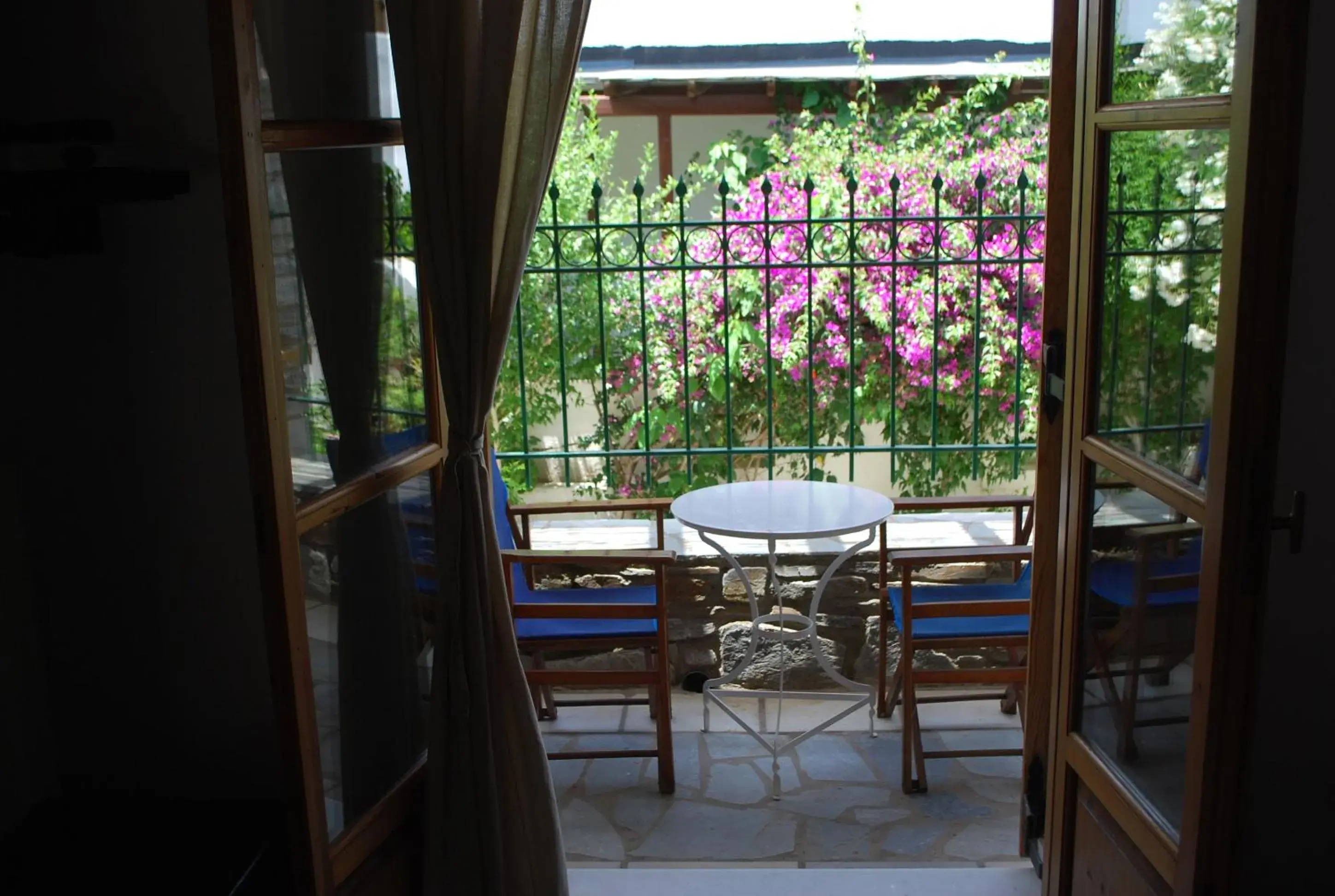 Twin Room in Siroco's Rooms And Studios Twin Room in Siroco's Rooms And Studios