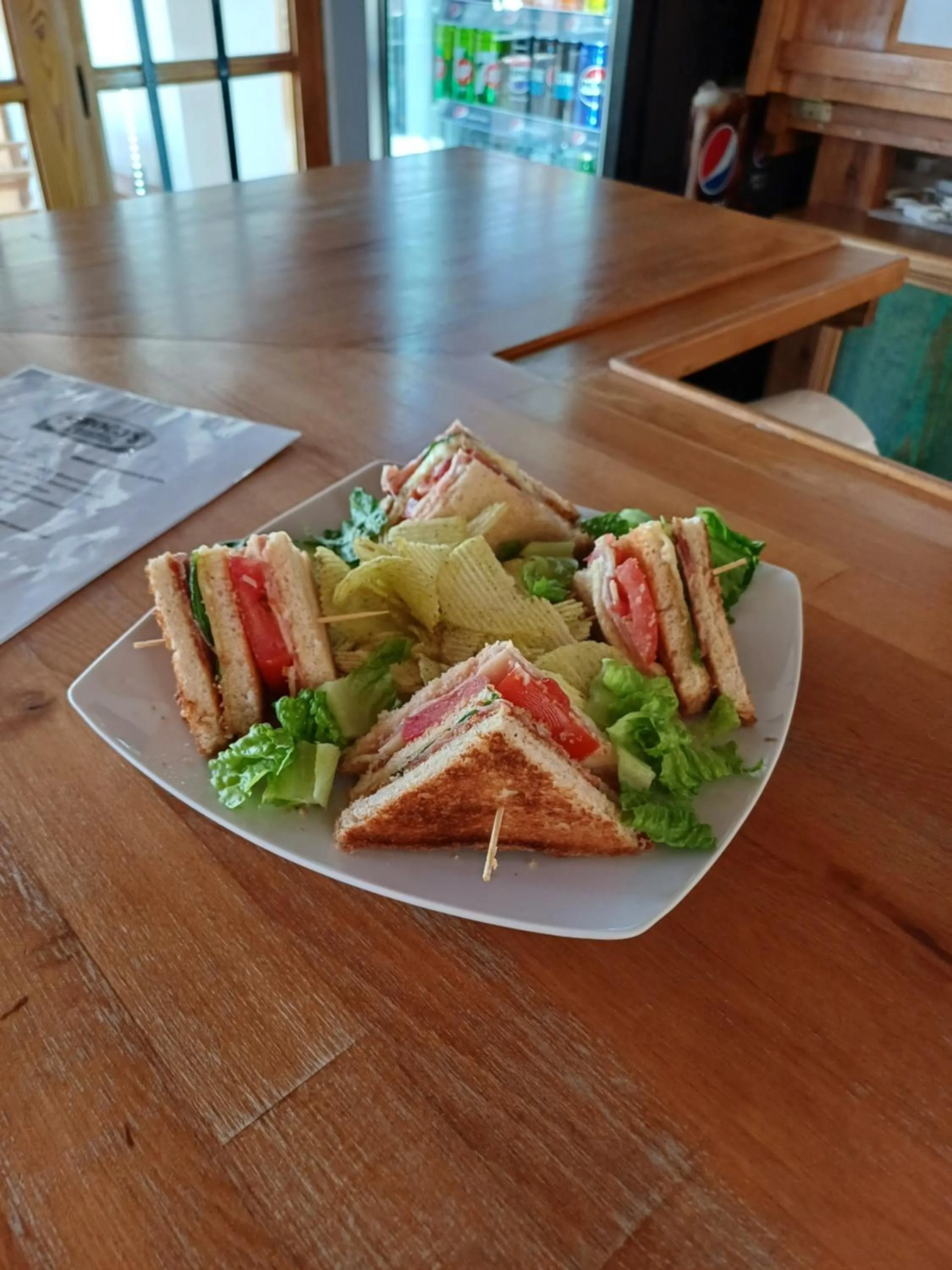 Food and drinks in Siroco's Rooms And Studios