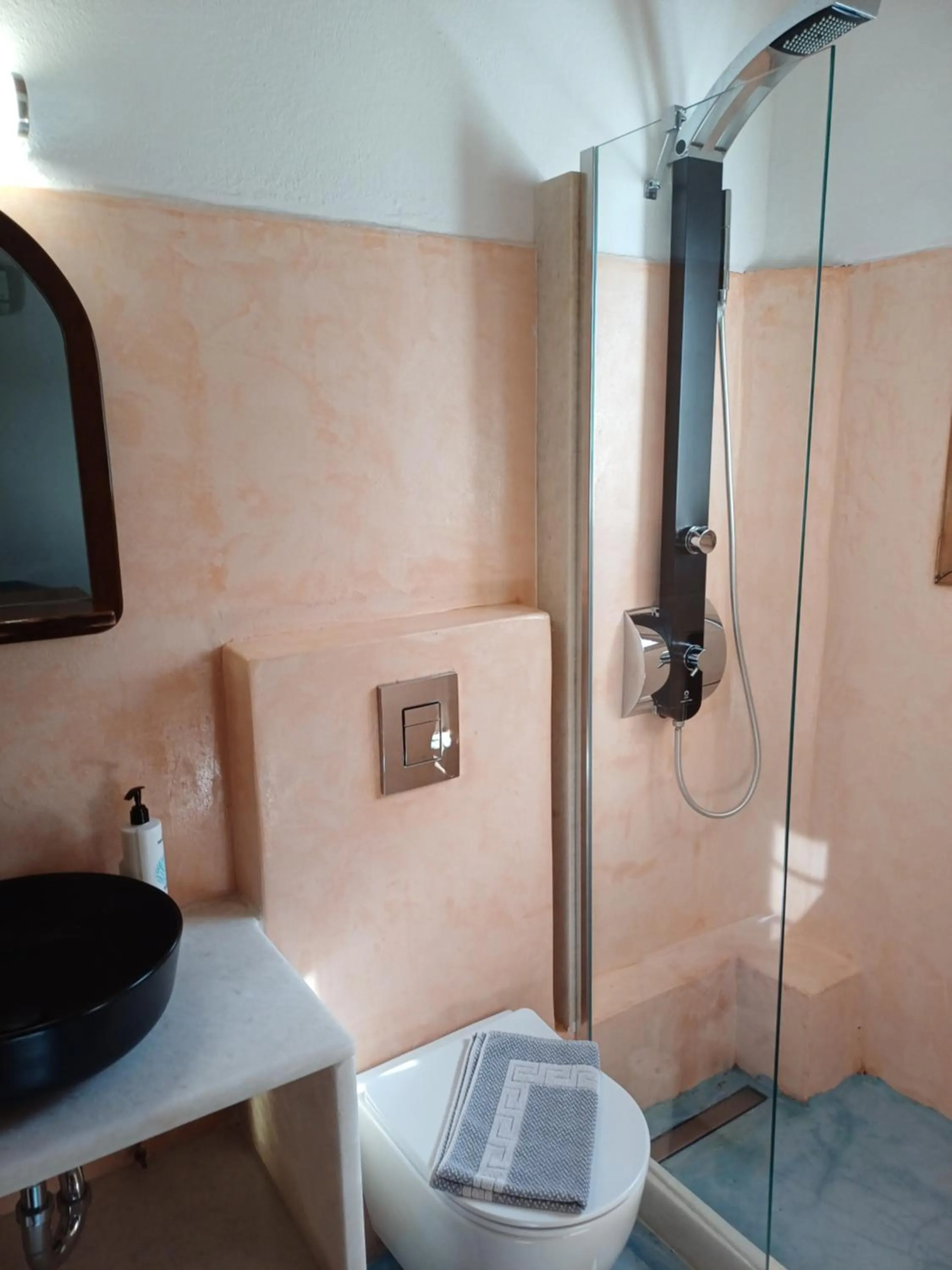 Siroco's Rooms And Studios