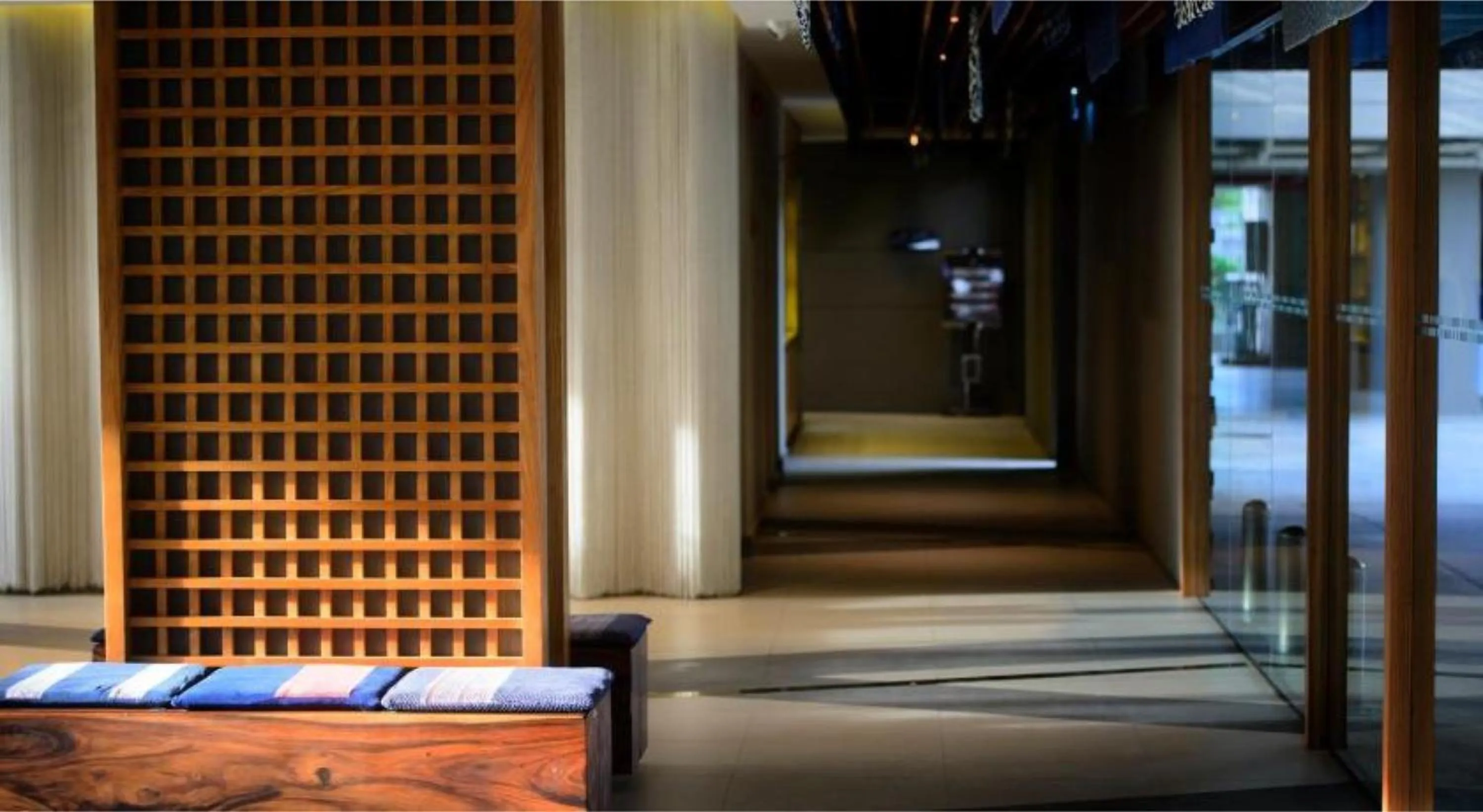 Seating area in Brique Suite