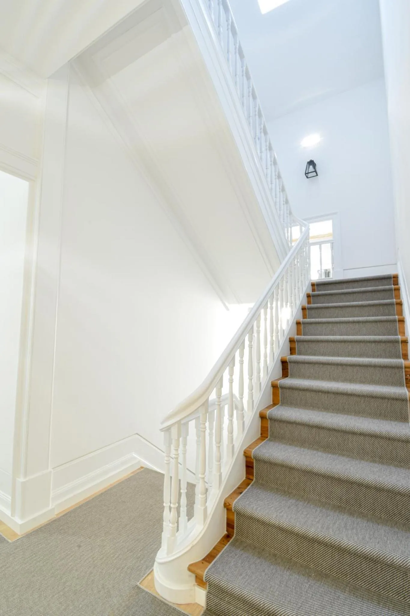 Property building in LAA Studios