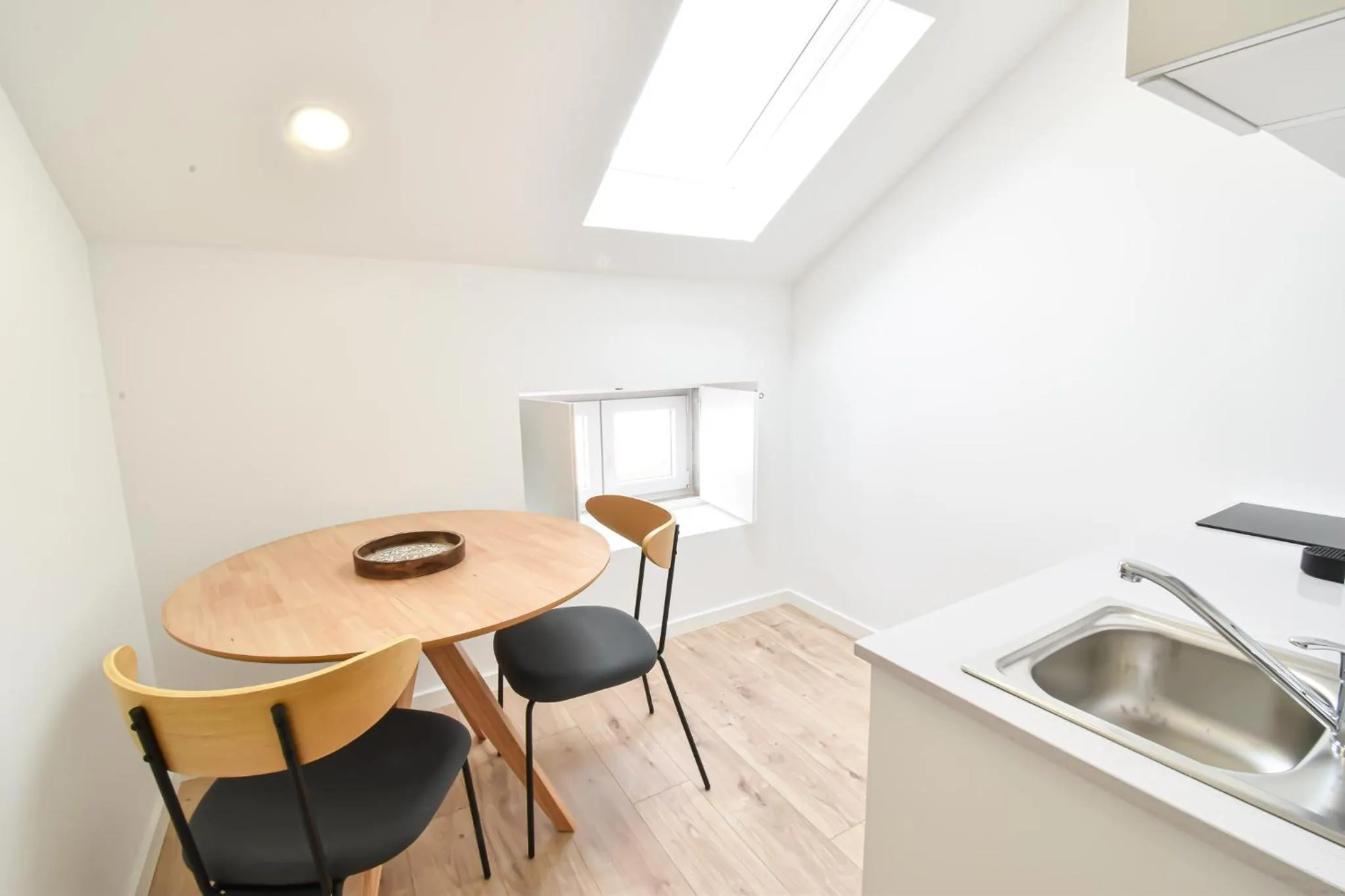 Kitchen or kitchenette in LAA Studios