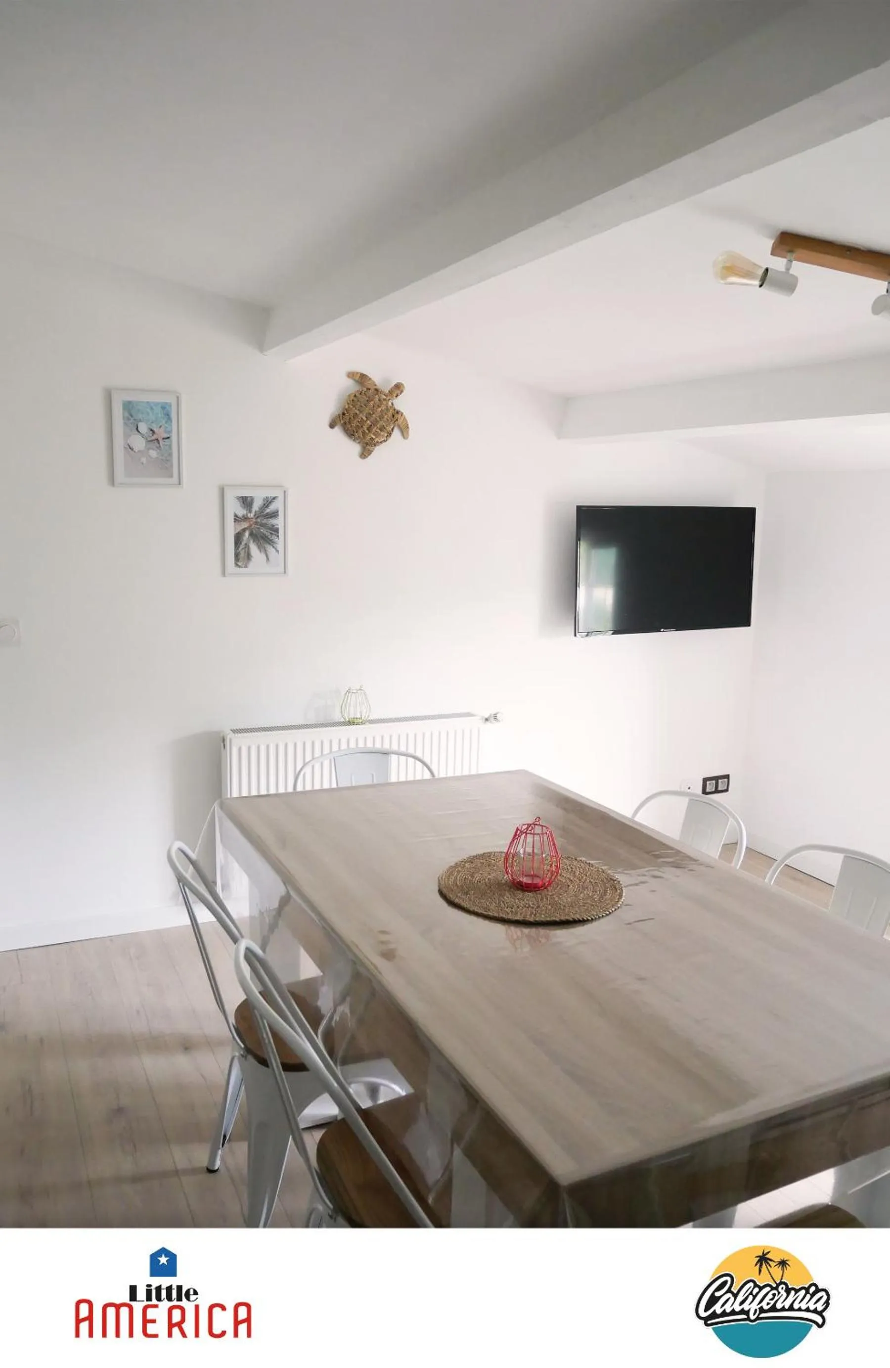 TV and multimedia in Little America - Appart Hôtel 3km Futuroscope