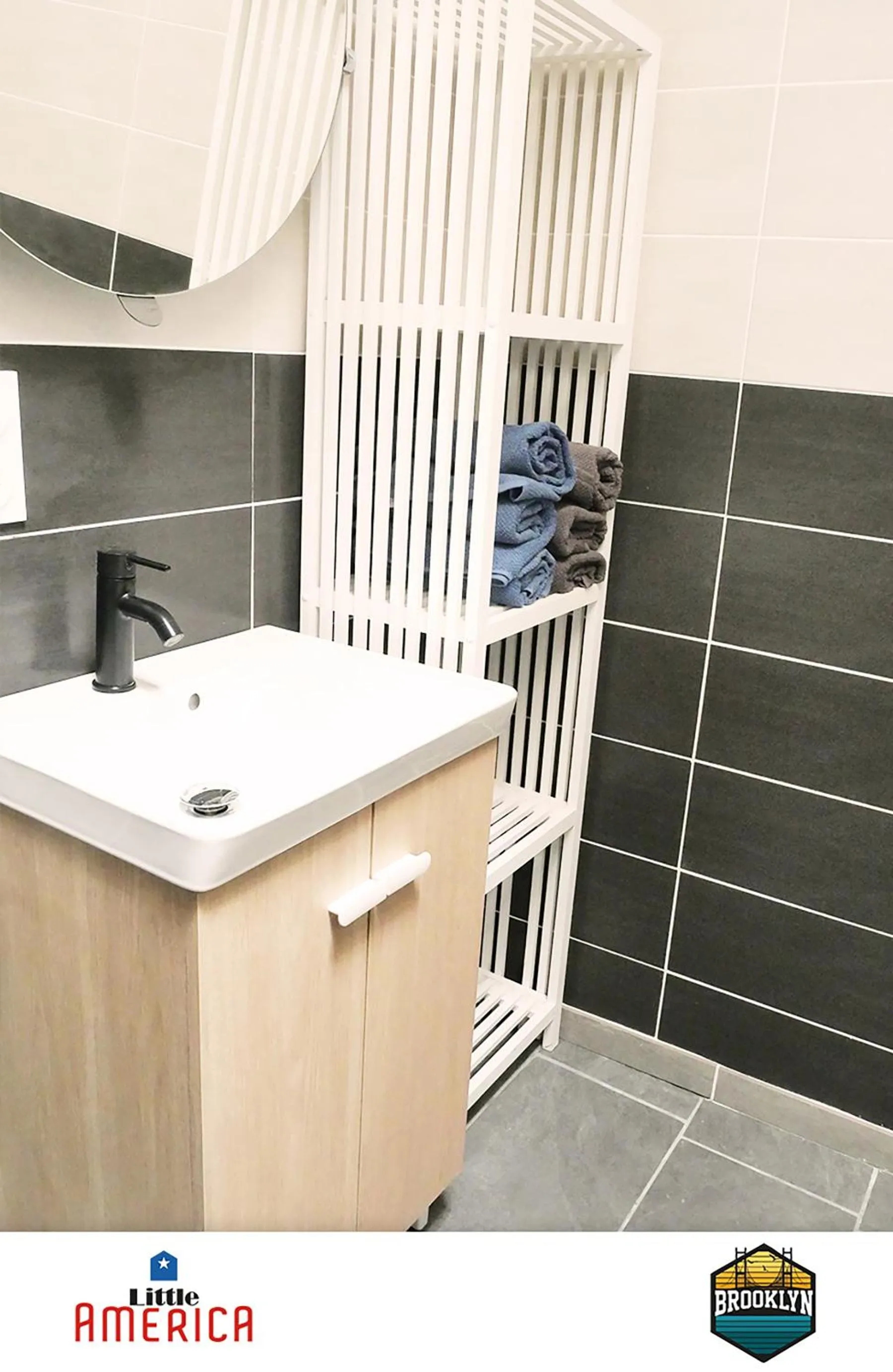 Bathroom in Little America - Appart Hôtel 3km Futuroscope