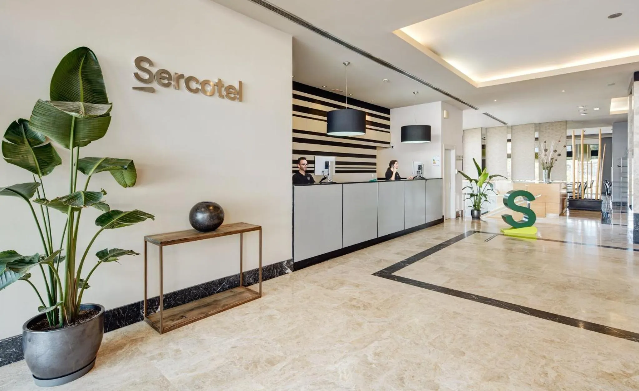 Lobby or reception in Sercotel Ciutat de Montcada