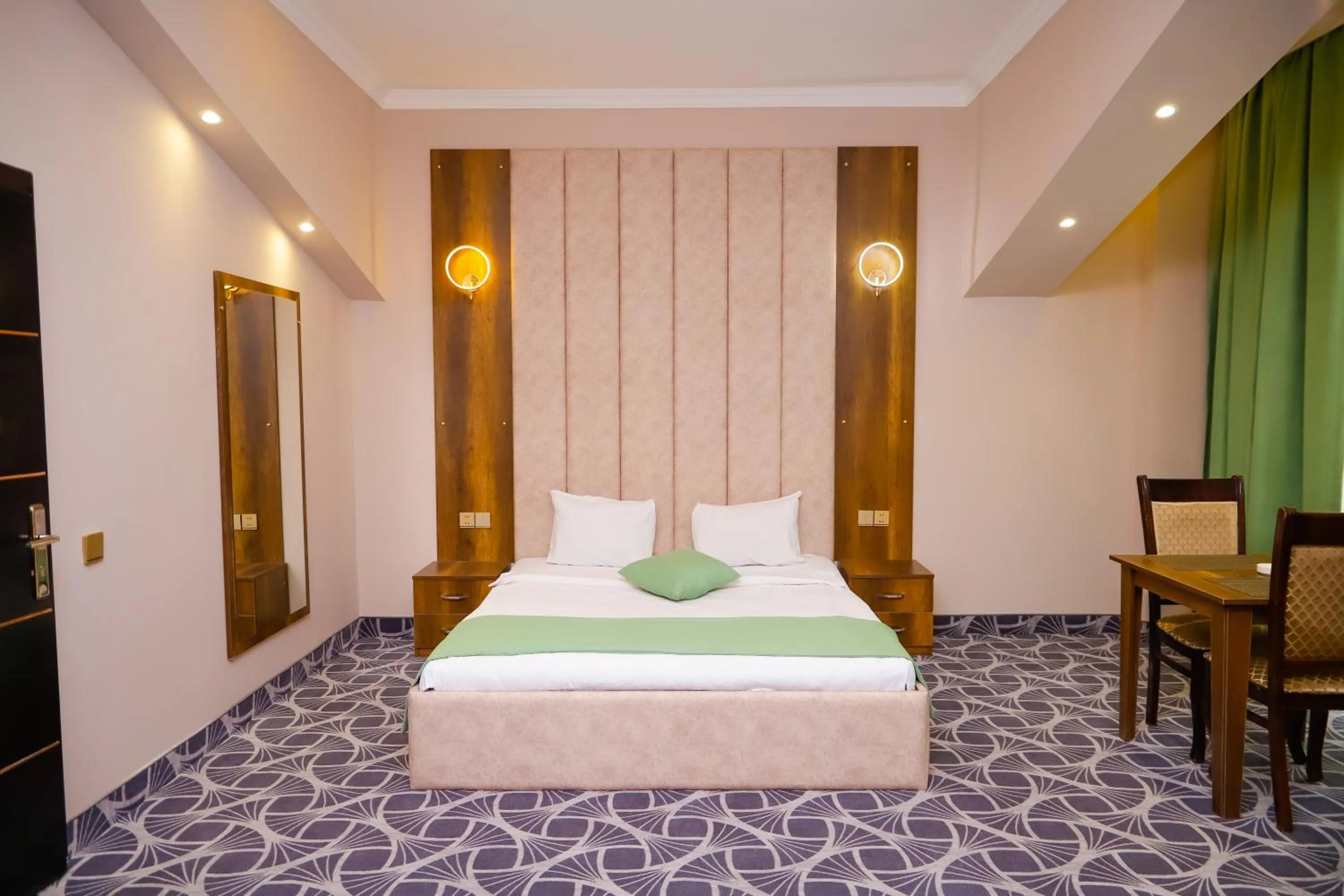 Bed in Sunrise Hotel Baku
