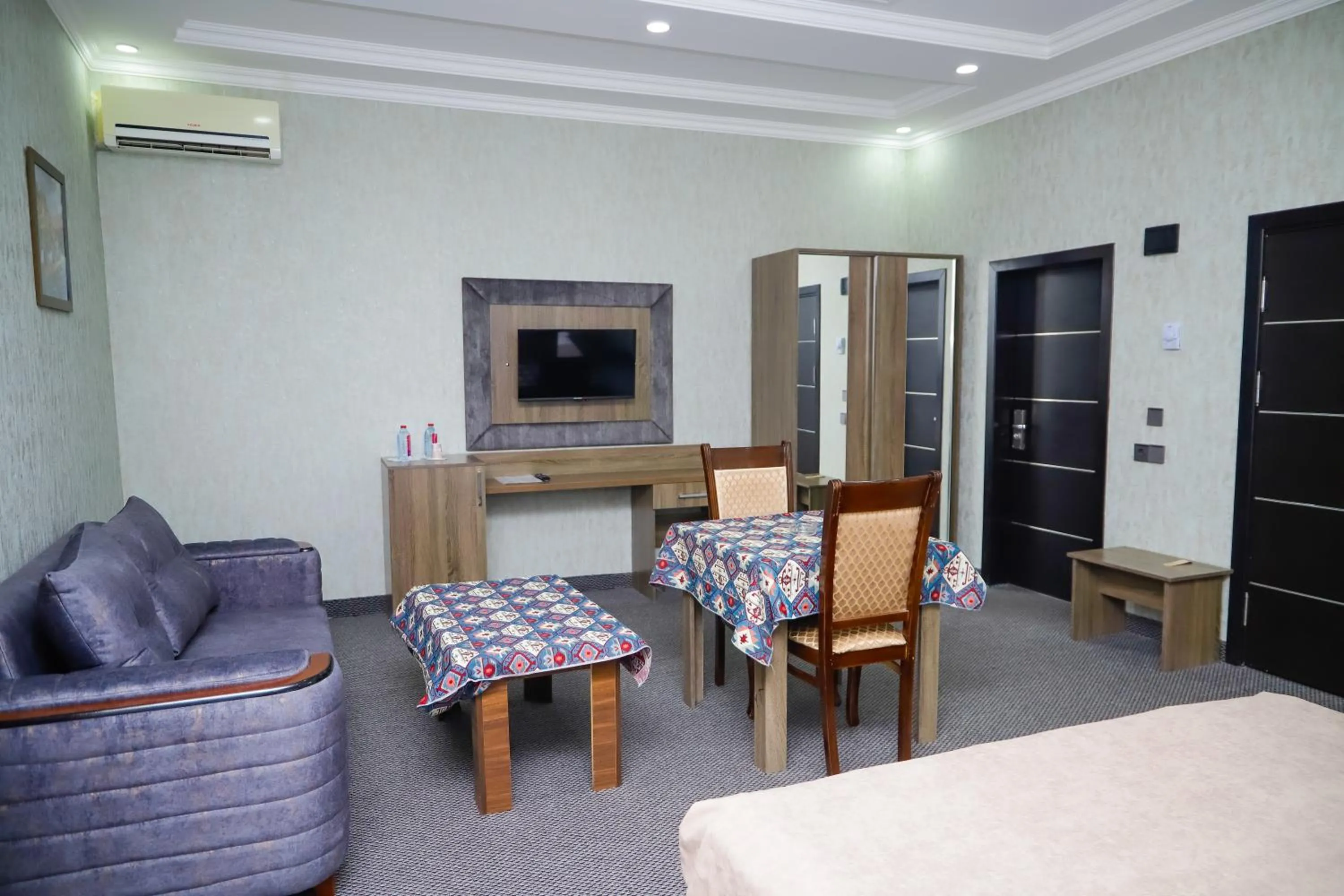 TV and multimedia in Sunrise Hotel Baku