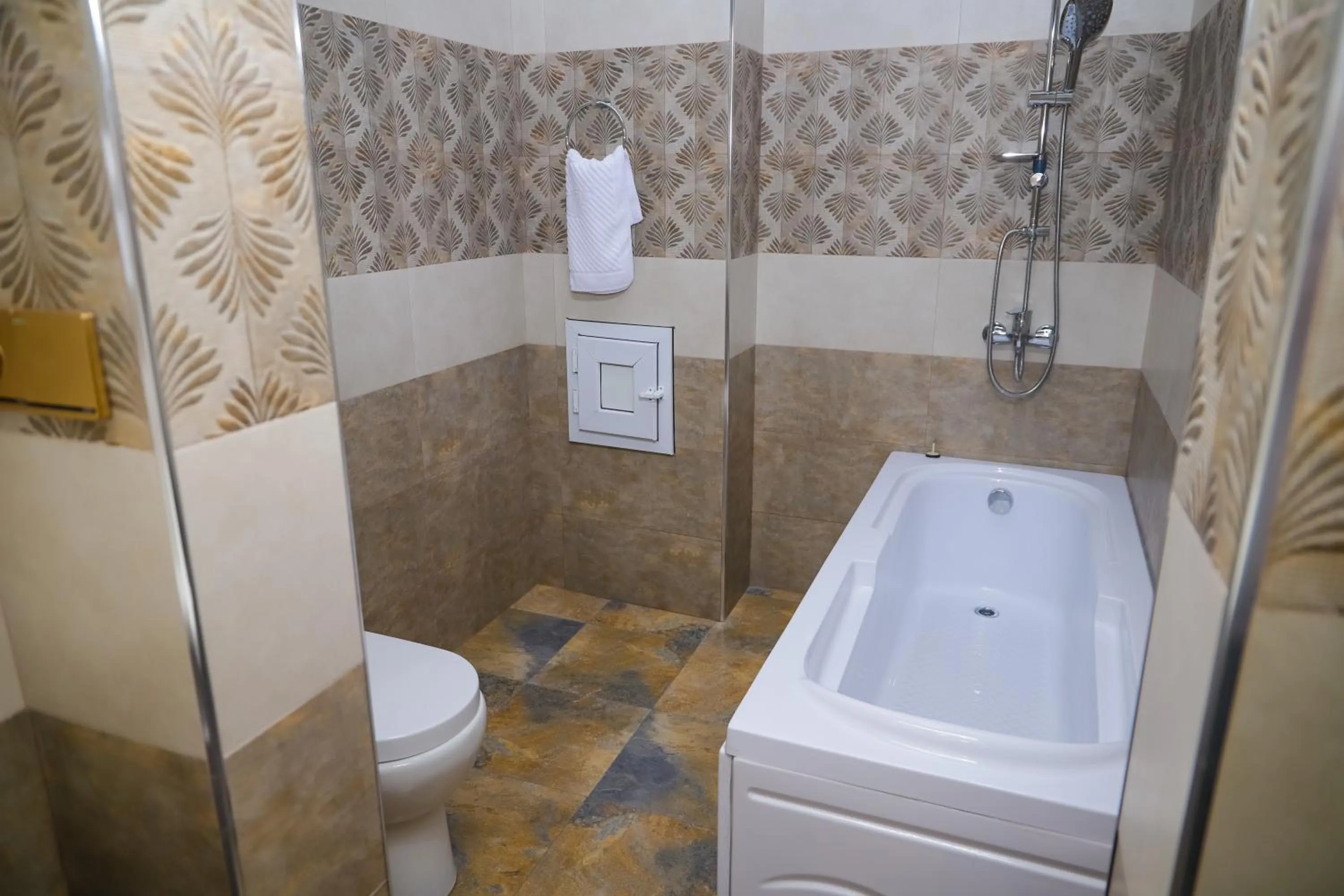 Toilet in Sunrise Hotel Baku