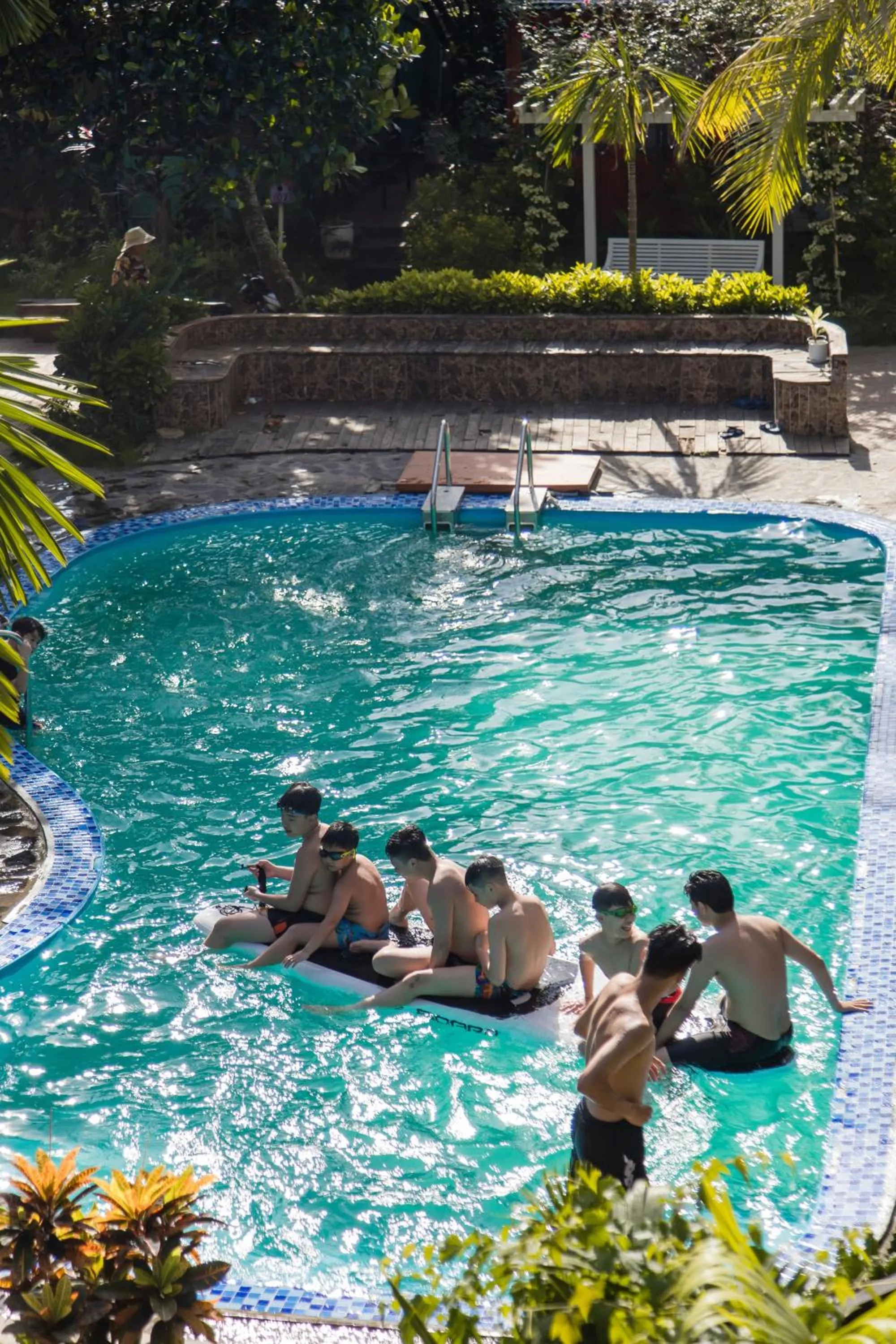 Day in Republic Hostel Cat Ba