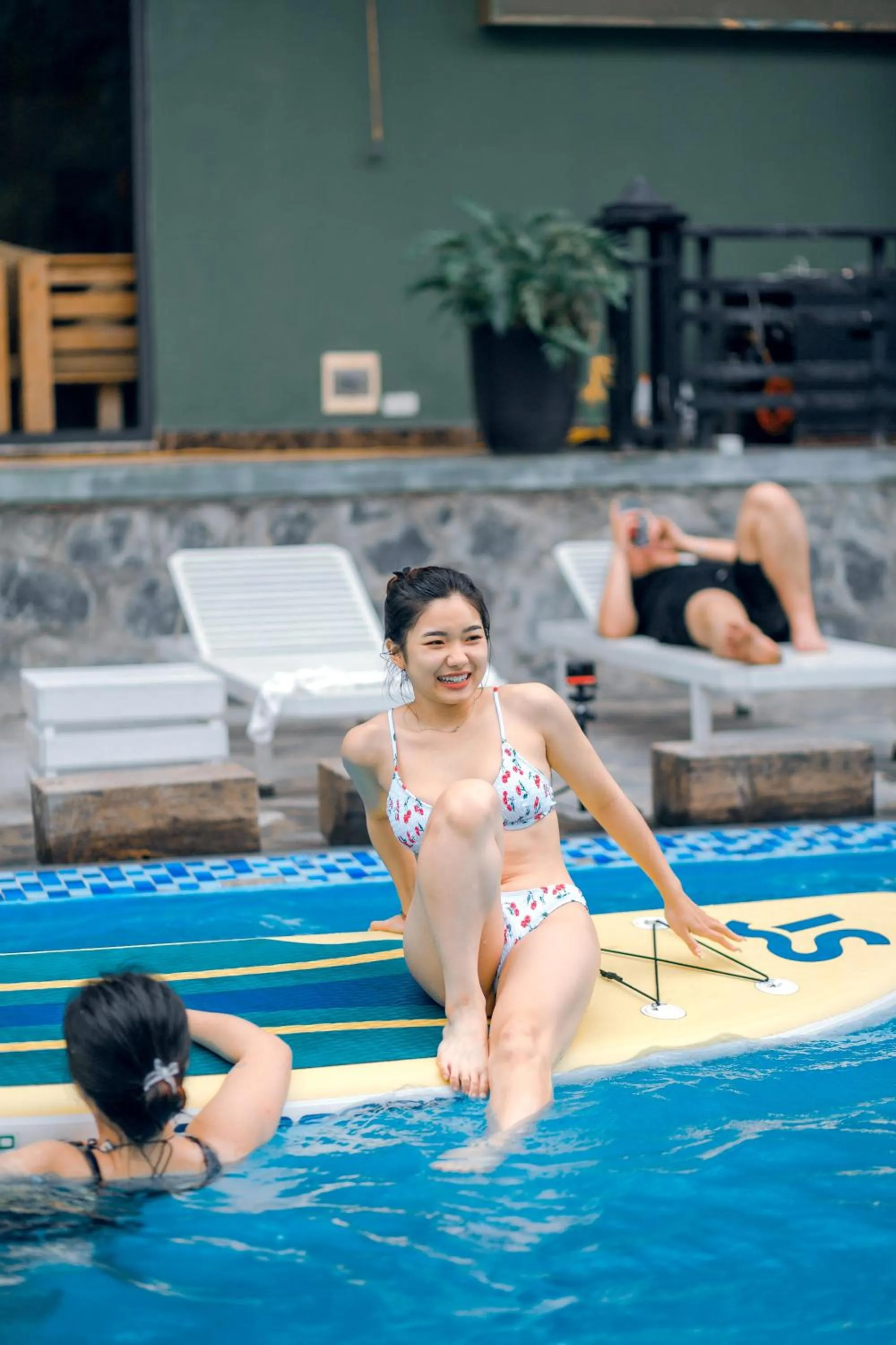 Day in Republic Hostel Cat Ba