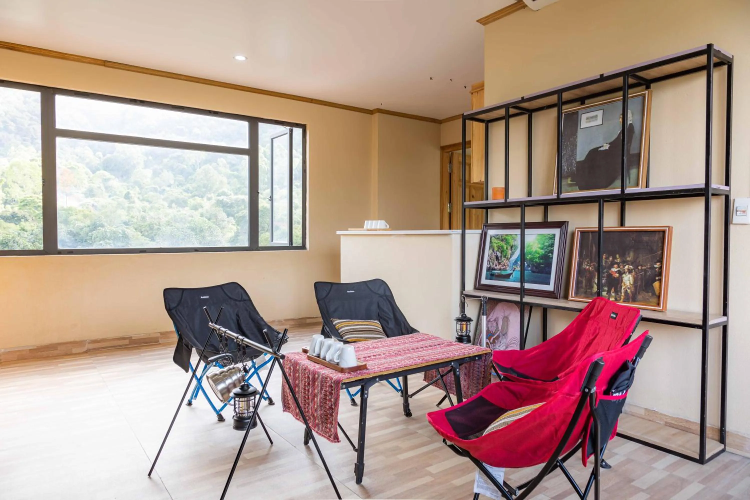 Patio in Republic Hostel Cat Ba