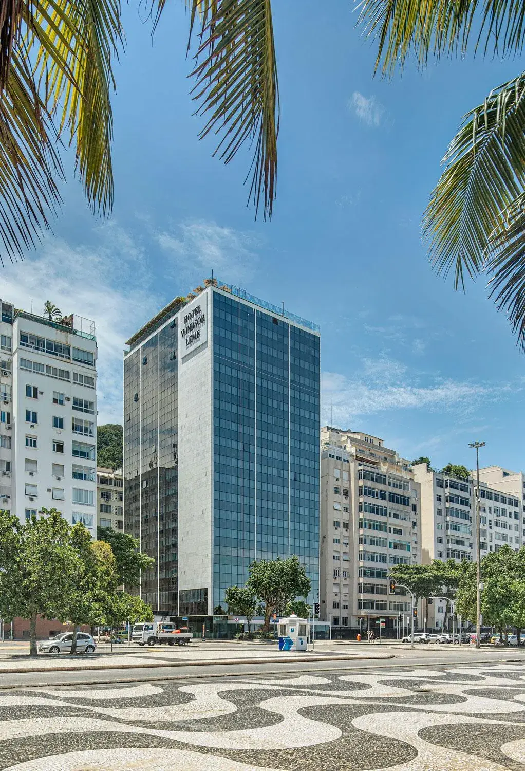 Facade/entrance in Windsor Leme Hotel Facade/entrance in Windsor Leme Hotel