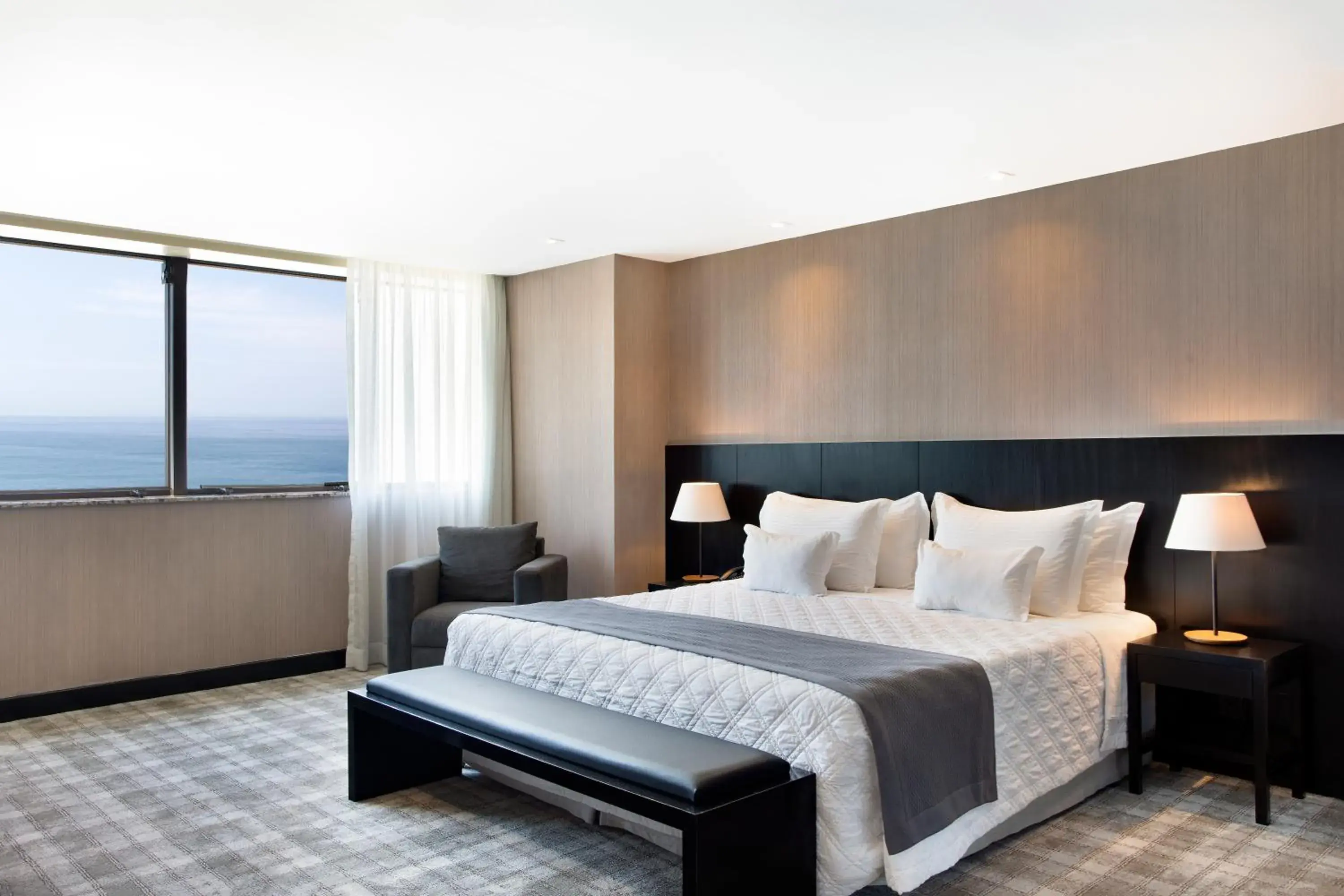 Bed in Windsor Leme Hotel Bed in Windsor Leme Hotel