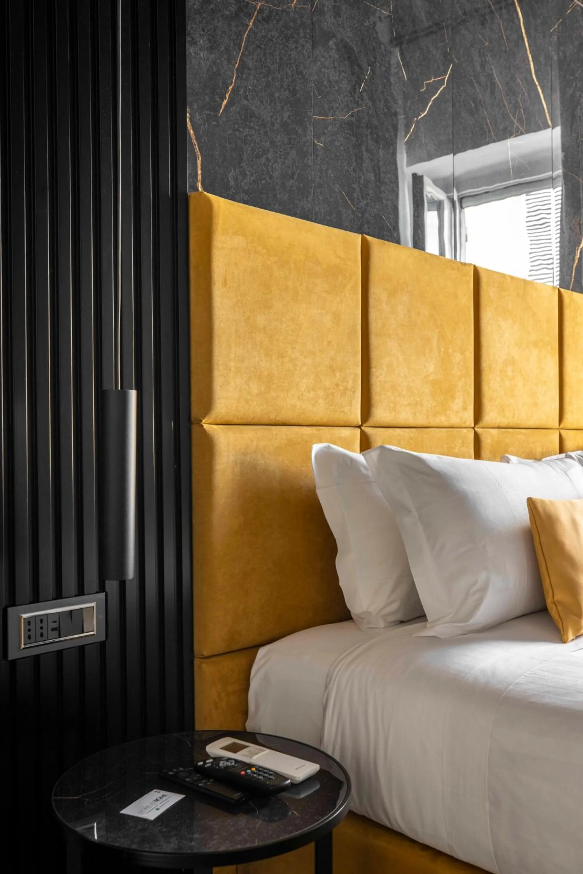 Bed in Home at Rome Luxury Navona Guesthouse