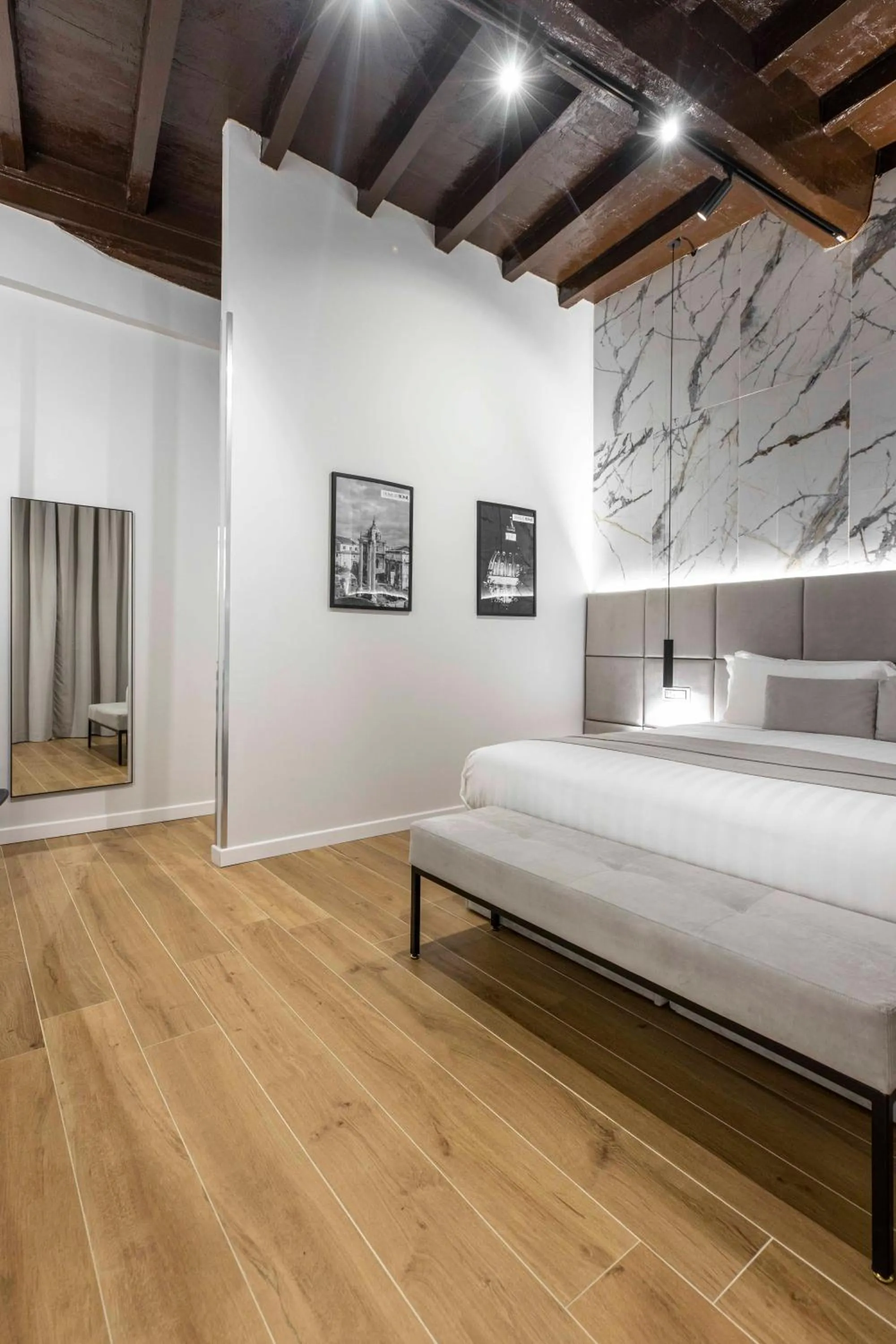 Bed in Home at Rome Luxury Navona Guesthouse