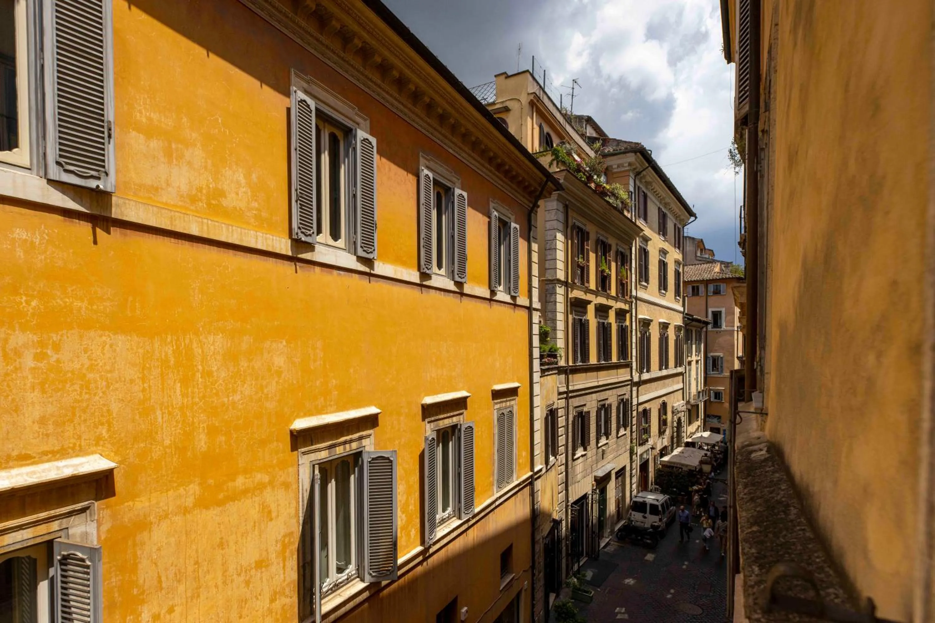 Property building in Home at Rome Luxury Navona Guesthouse