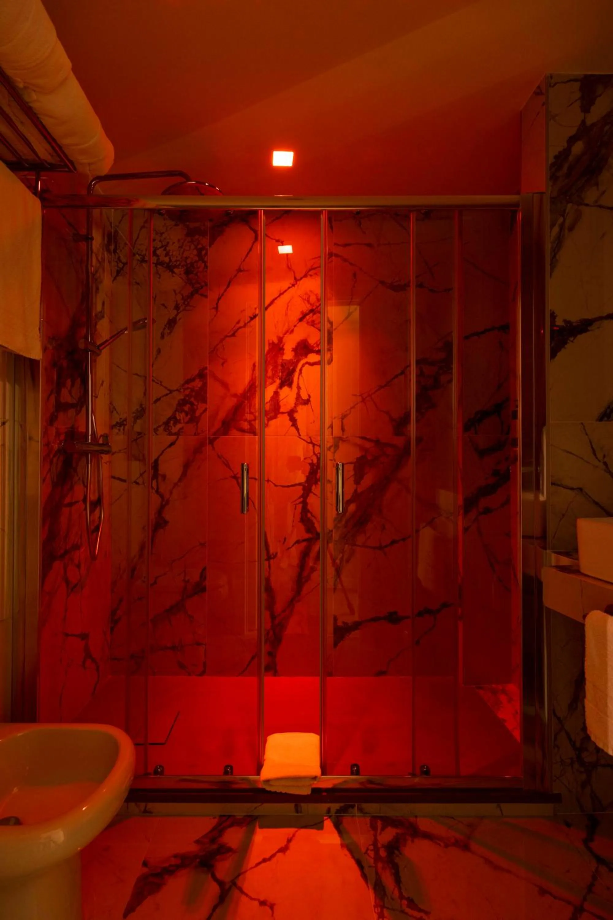 Shower in Home at Rome Luxury Navona Guesthouse